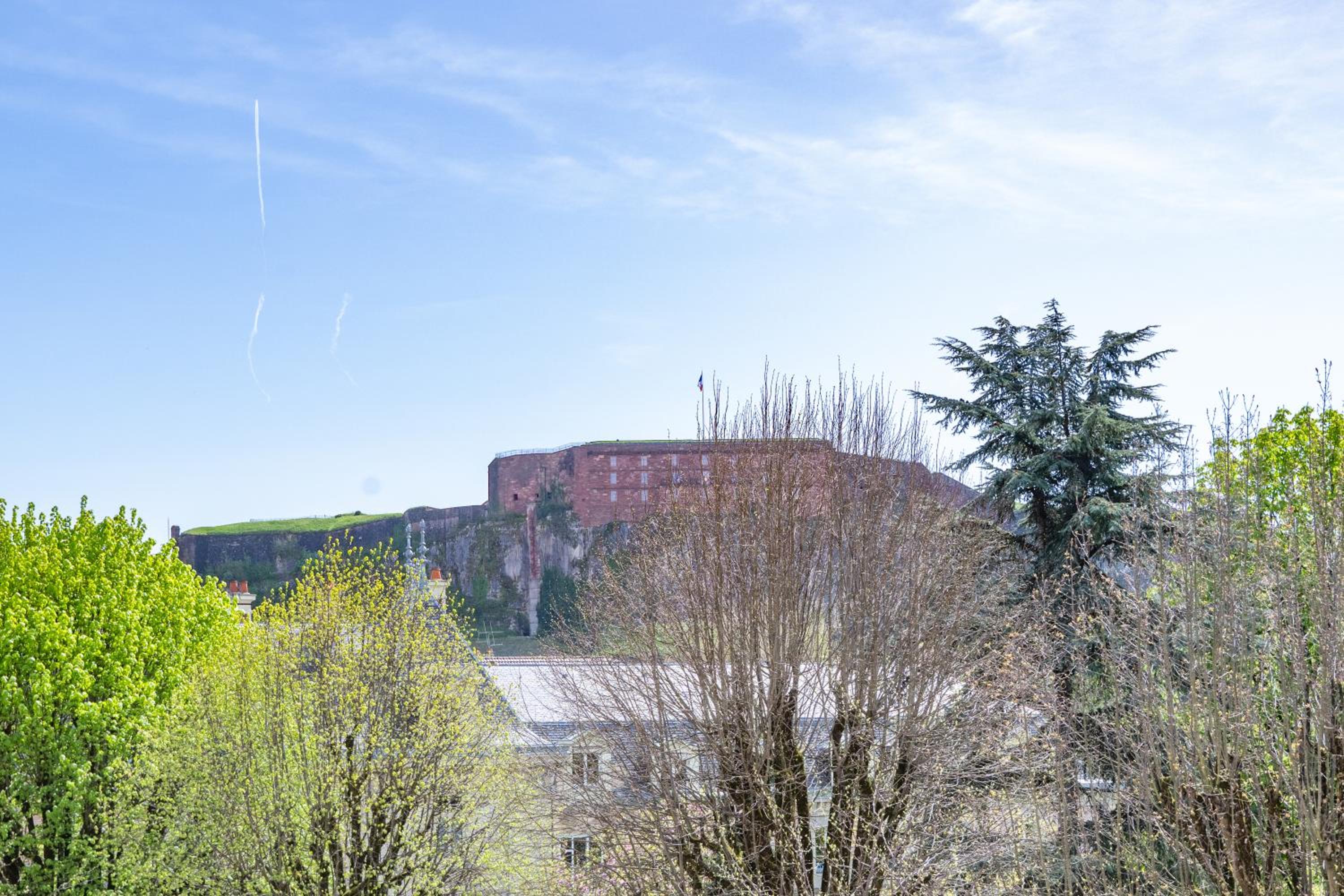 Chambre Prestige - Vue Citadelle - Photo 5