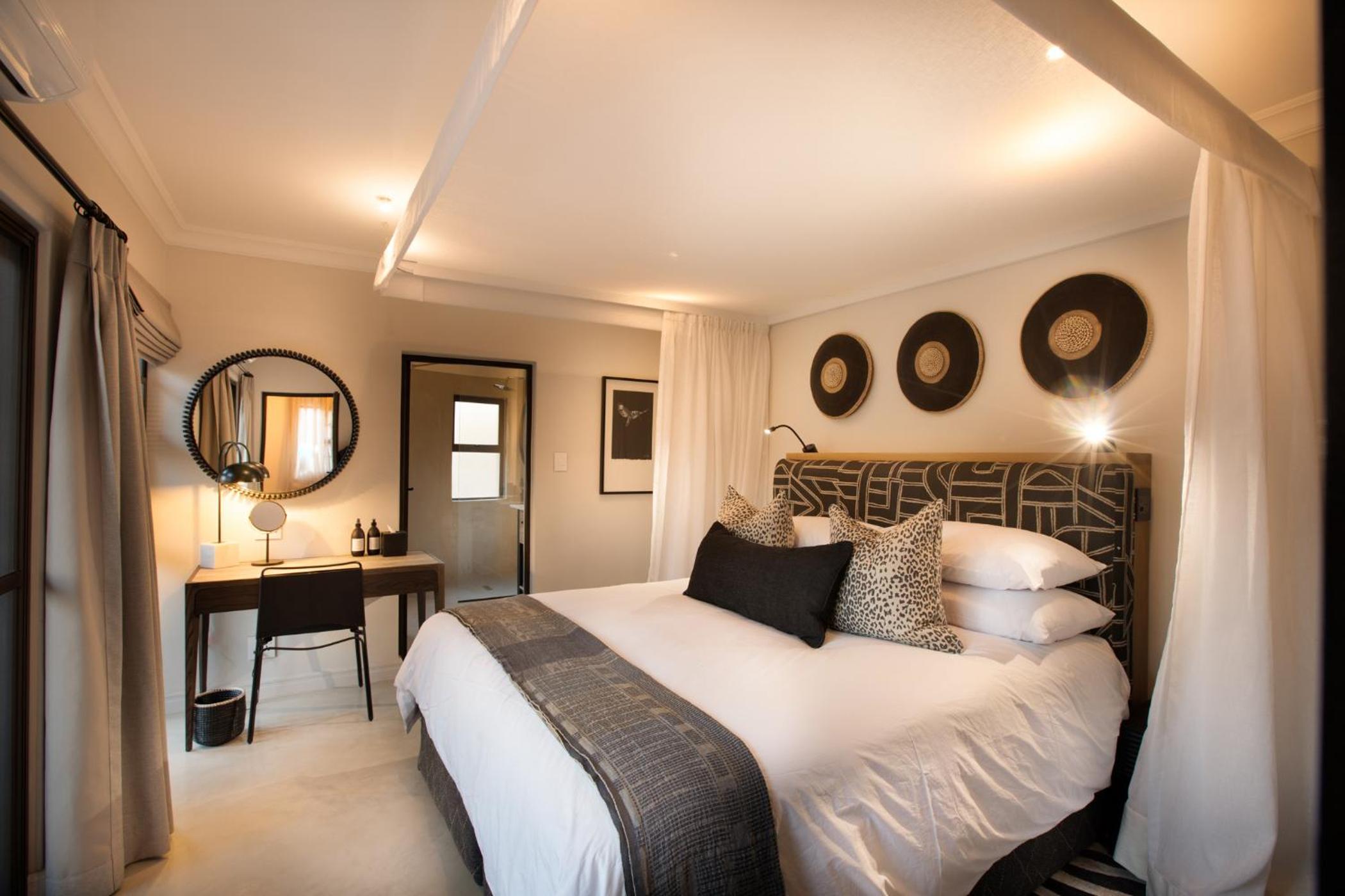 Deluxe Family Suite photo 1