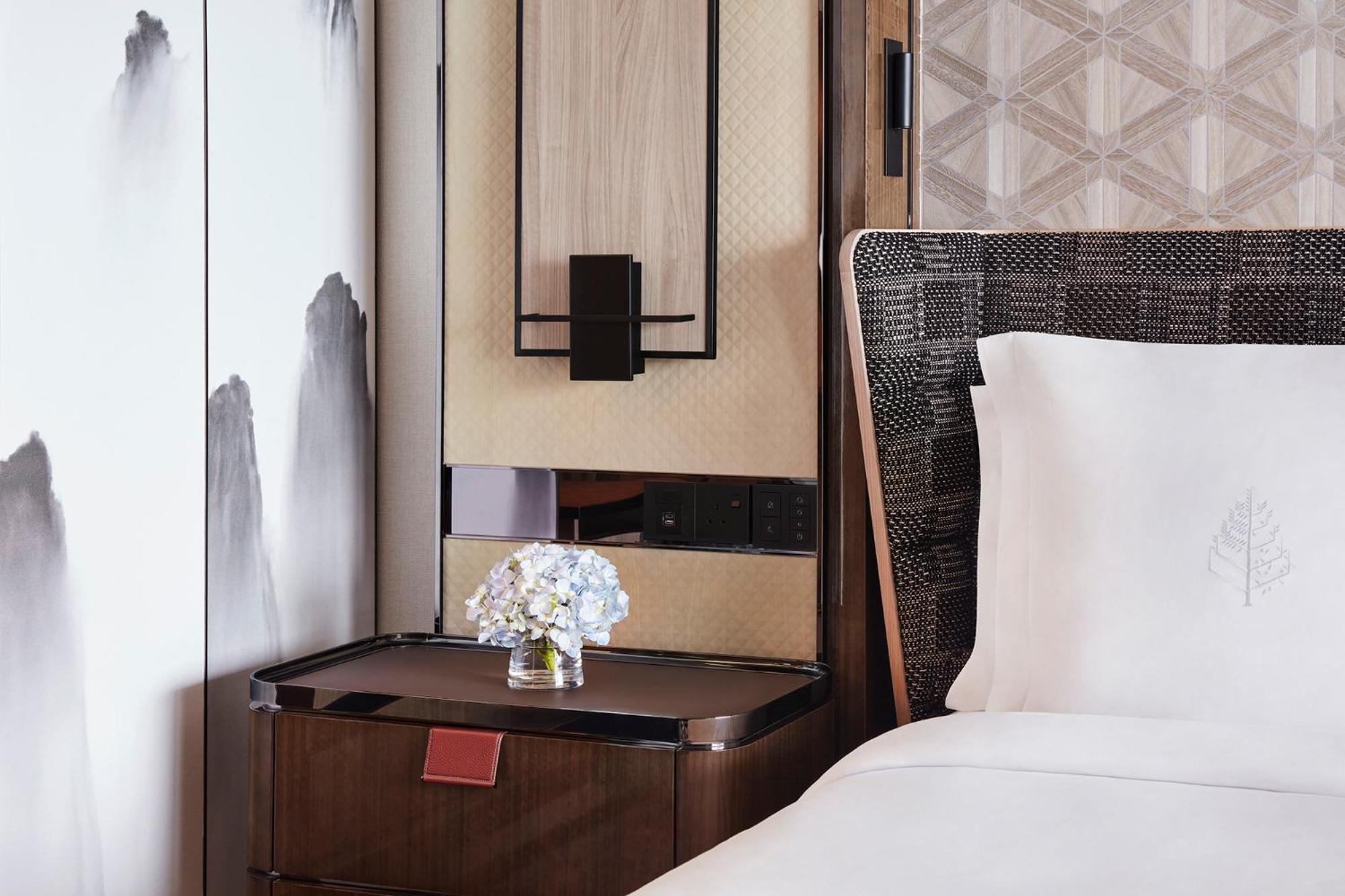 Deluxe Peak-View Room Two Double