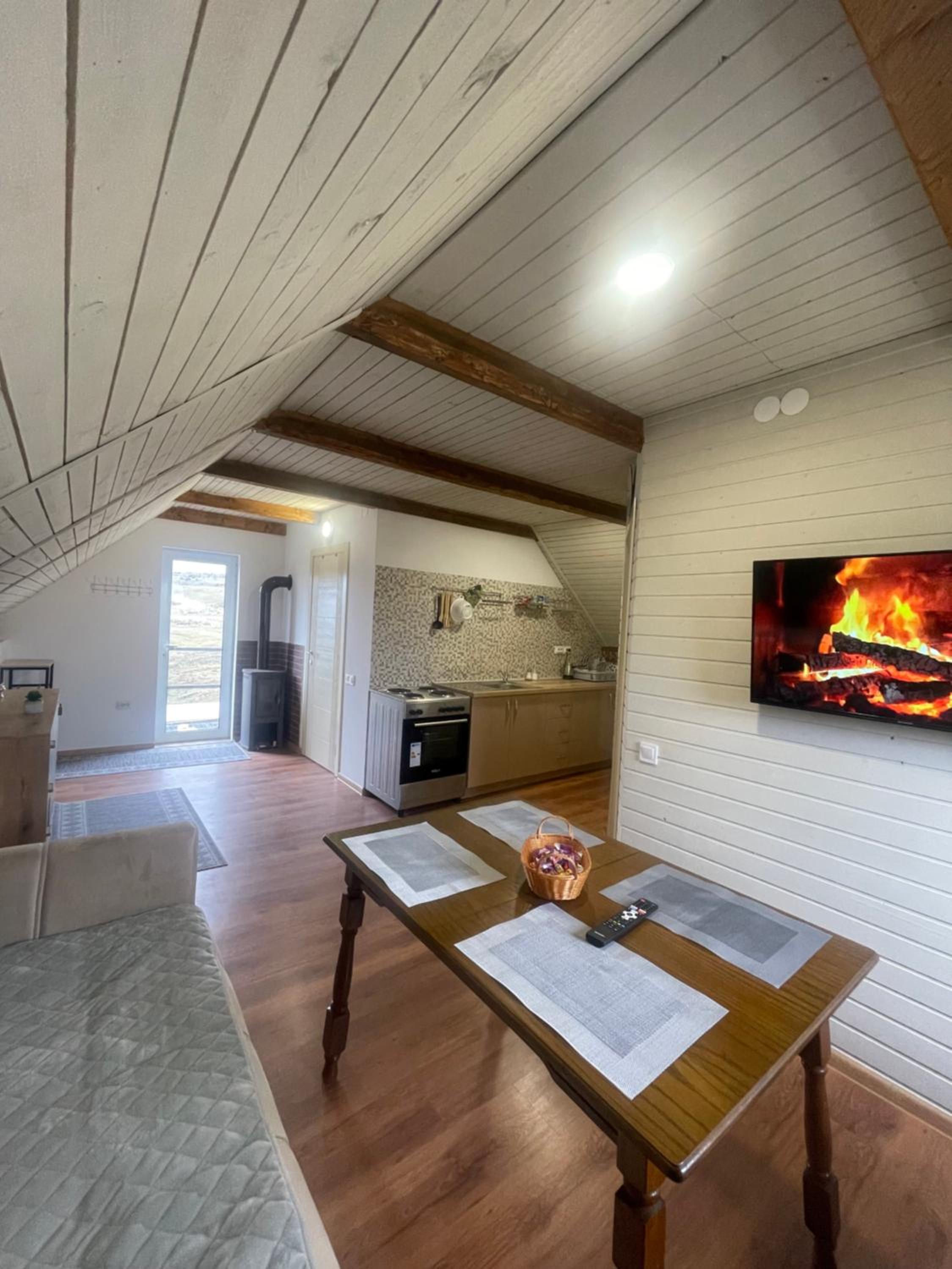 Quadruple Room with Mountain View