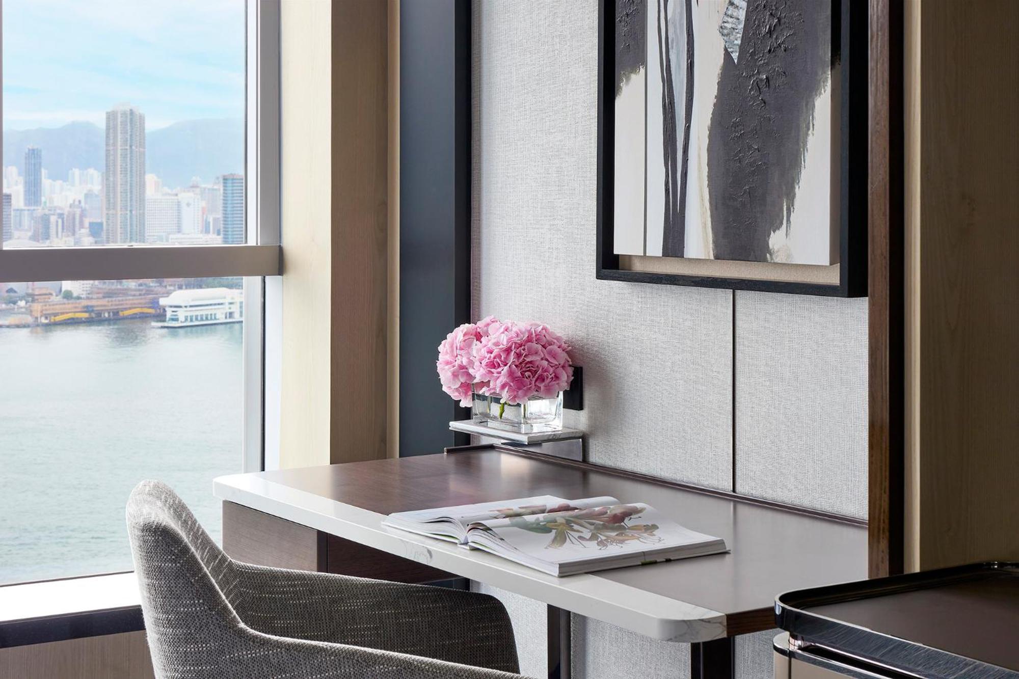 Premier Harbor View Suite
