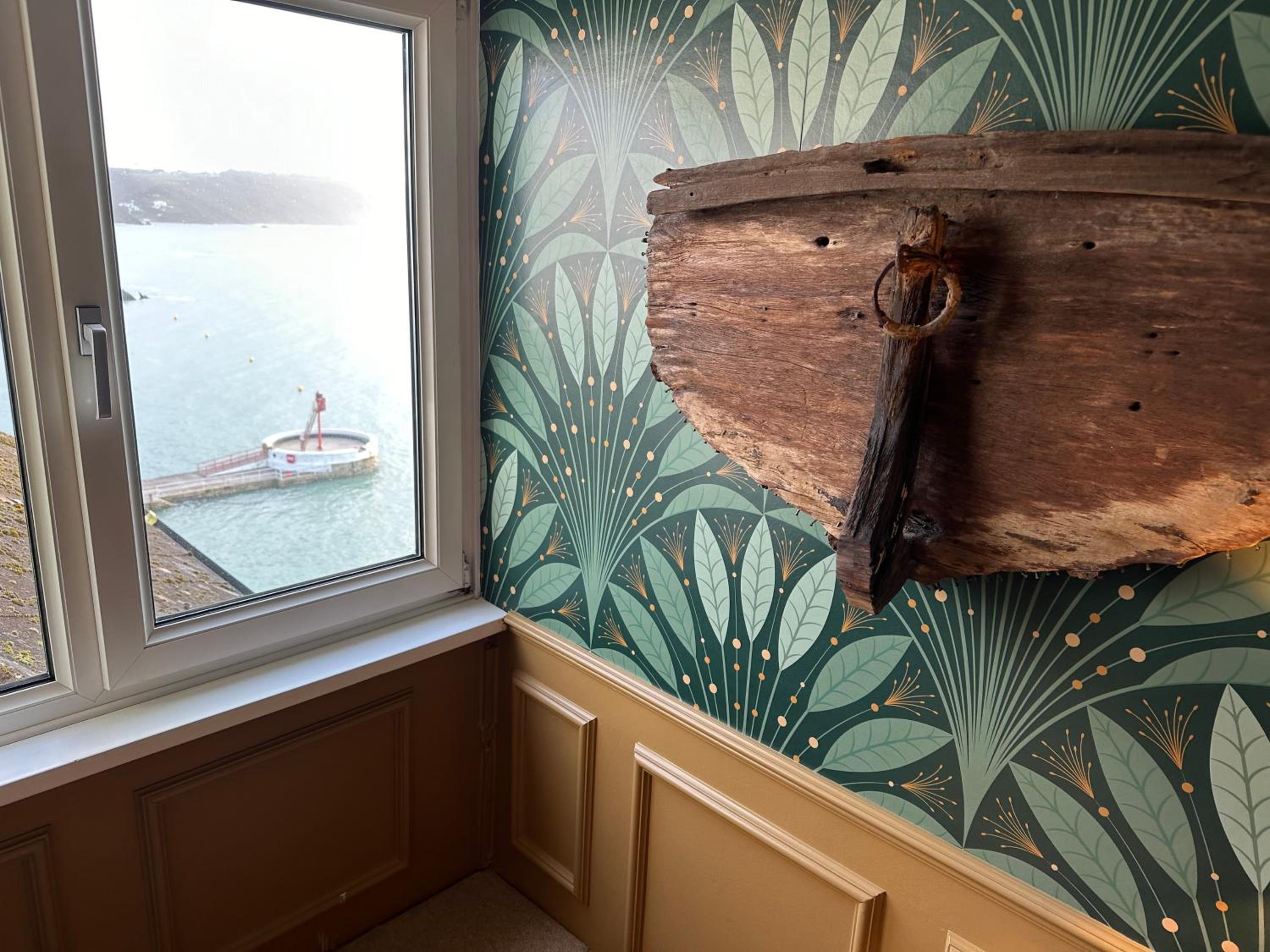 West Looe Room Standard triple, roadside parking - Photo 4