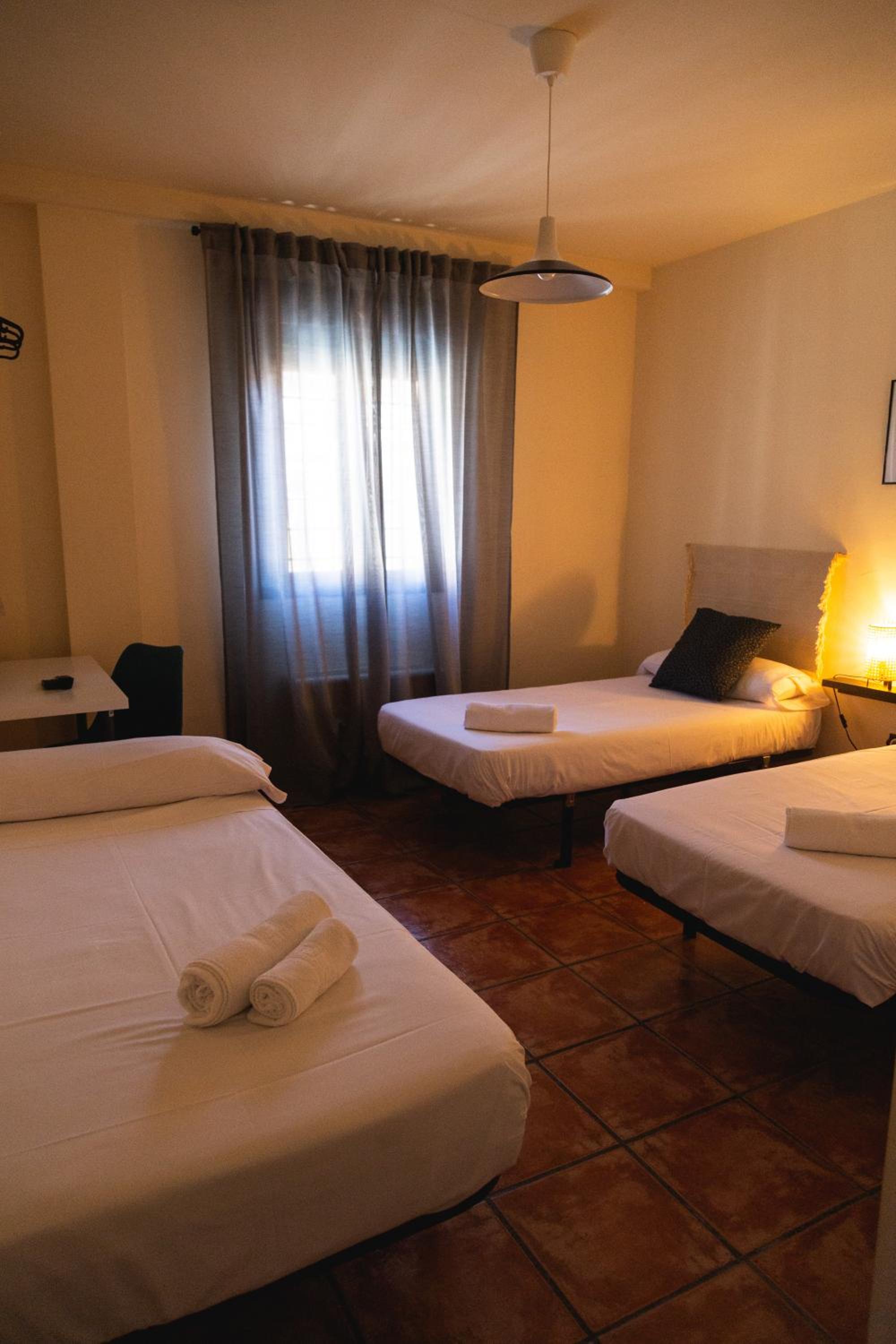 Triple Room with Private Bathroom photo 3