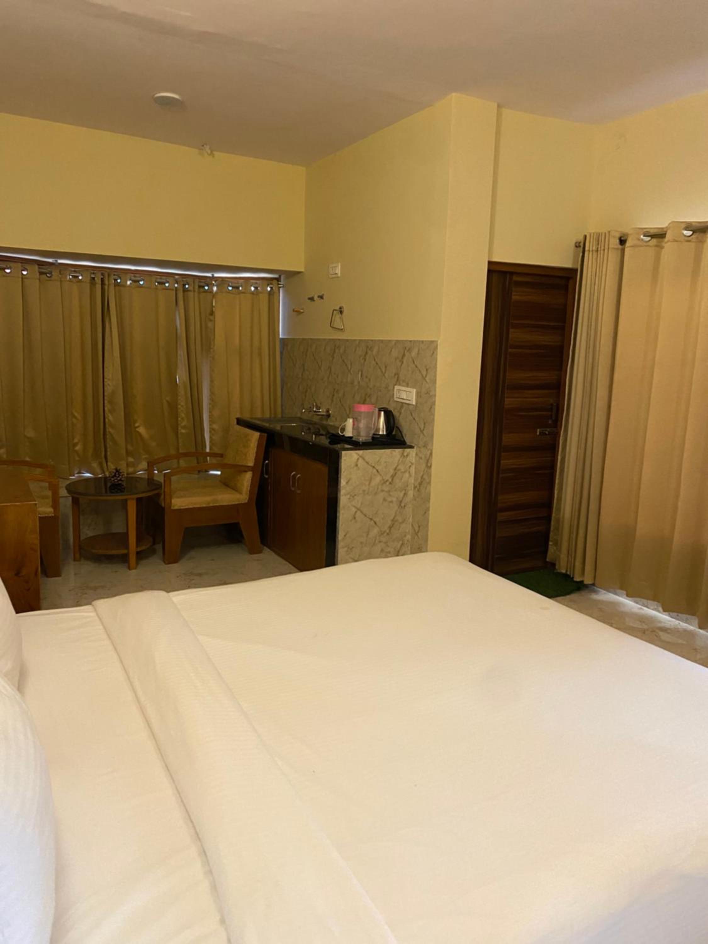 Deluxe Twin Room photo 2