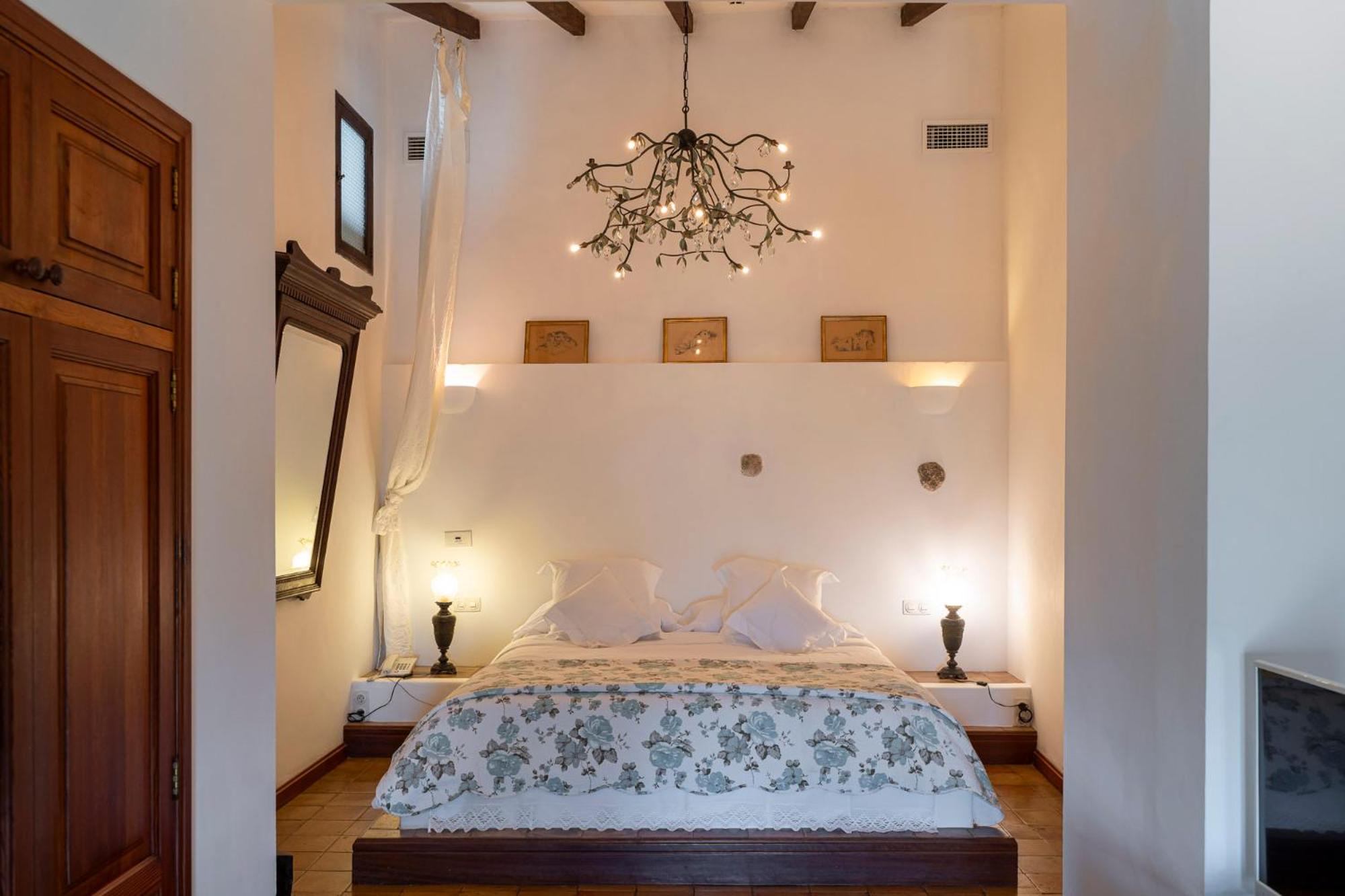 Superior Double Room with Mountain View photo 2