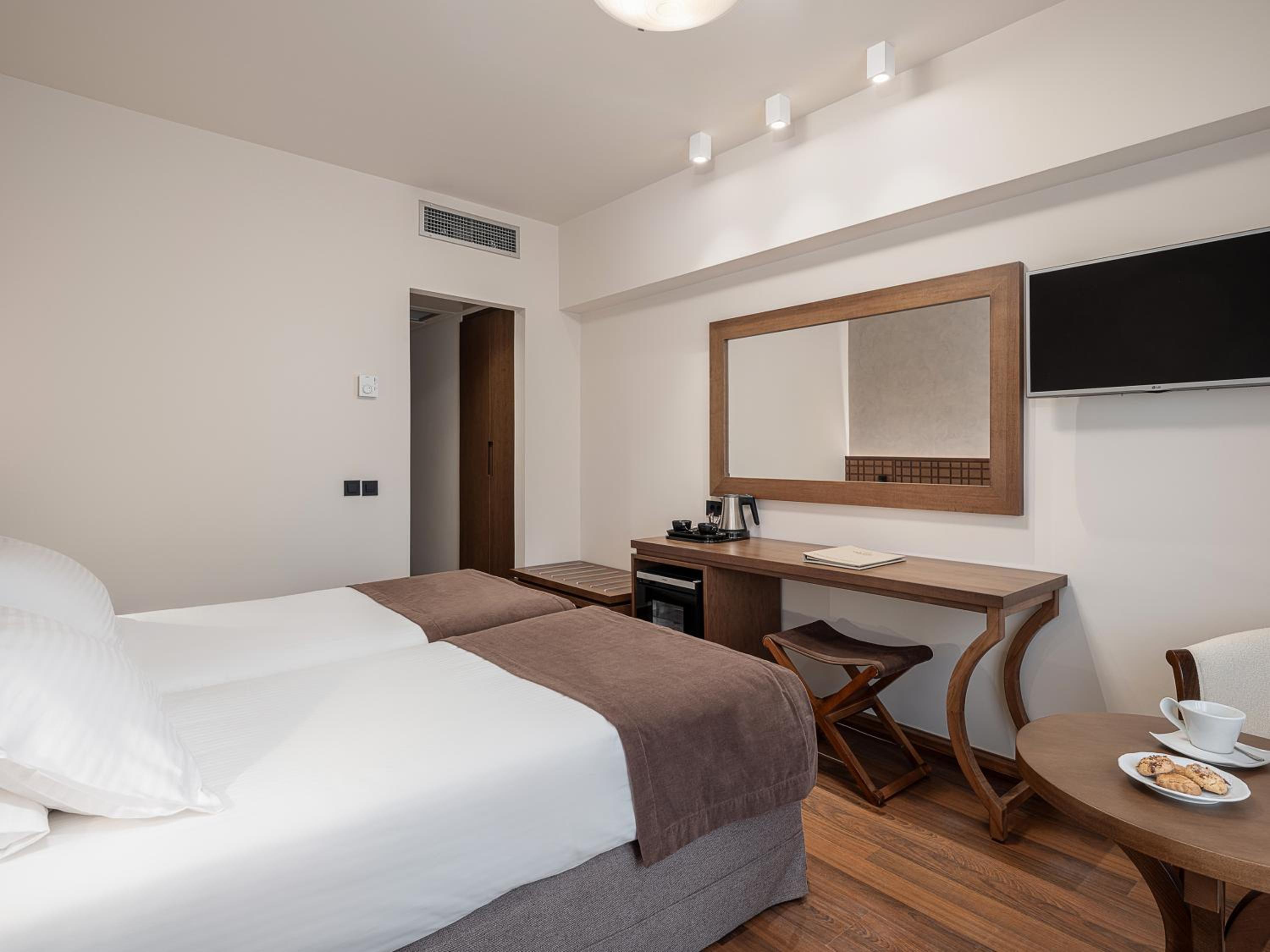  Superior Room - Photo 8