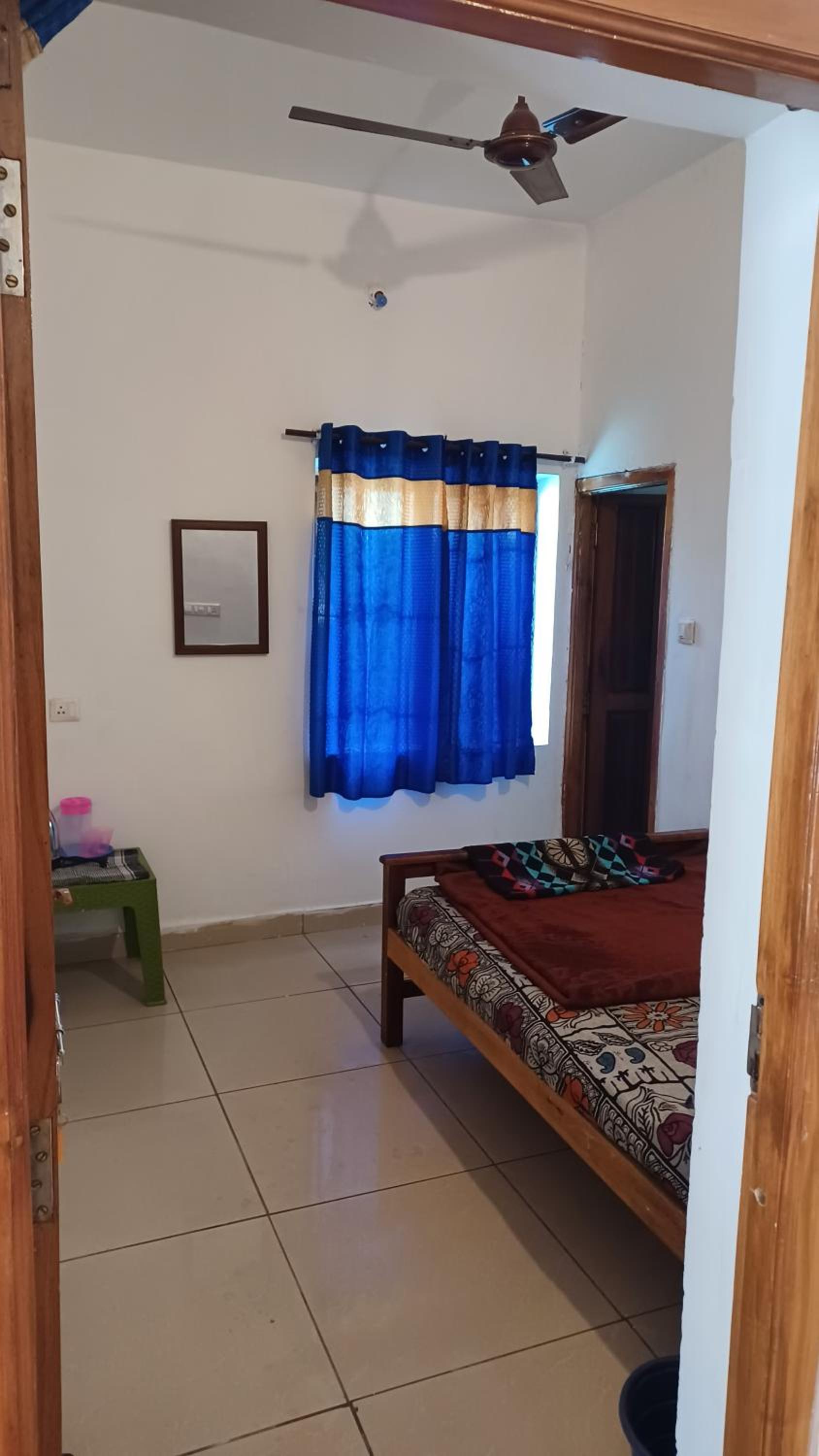Budget Double Room photo 1