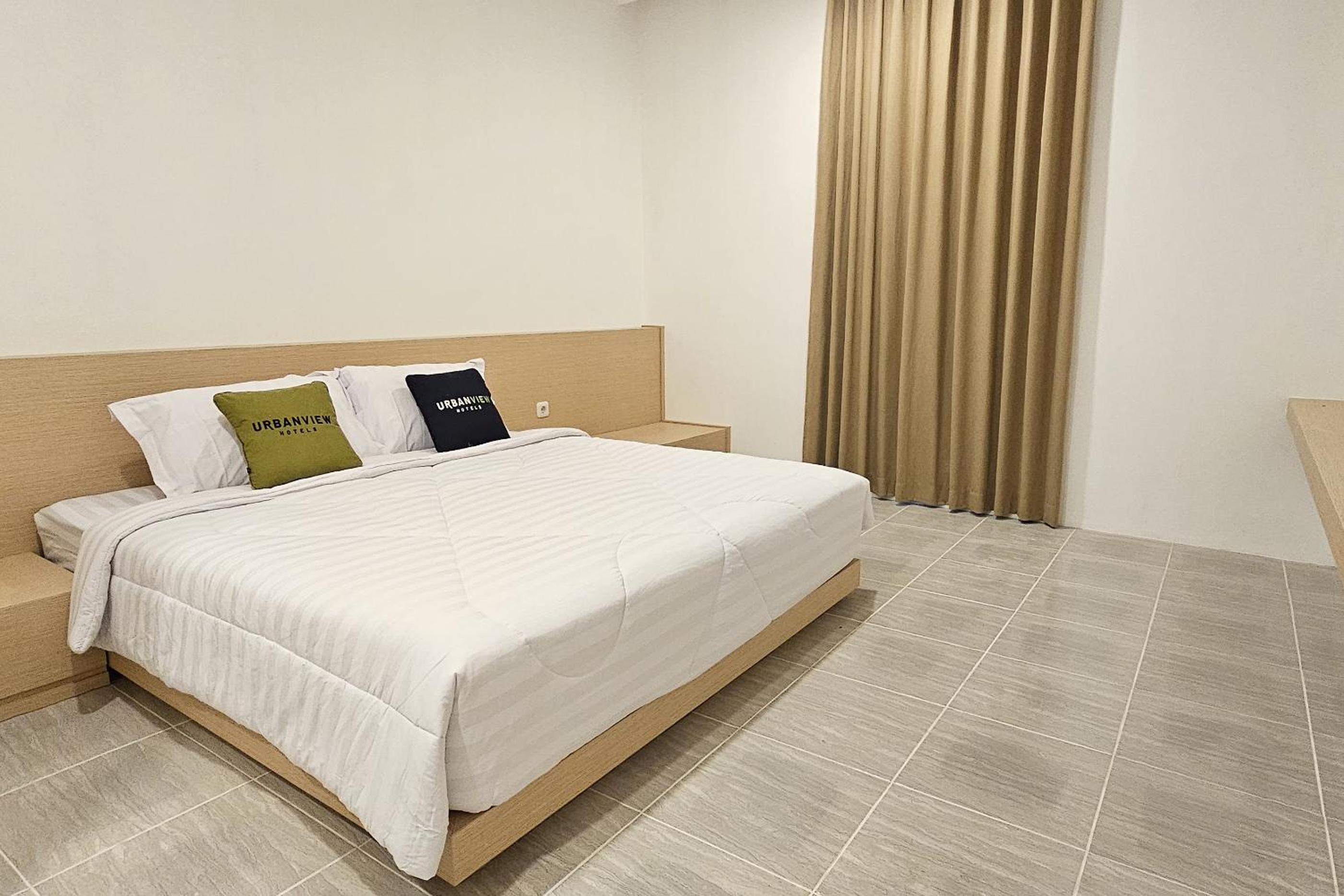 Deluxe Room - Photo 1