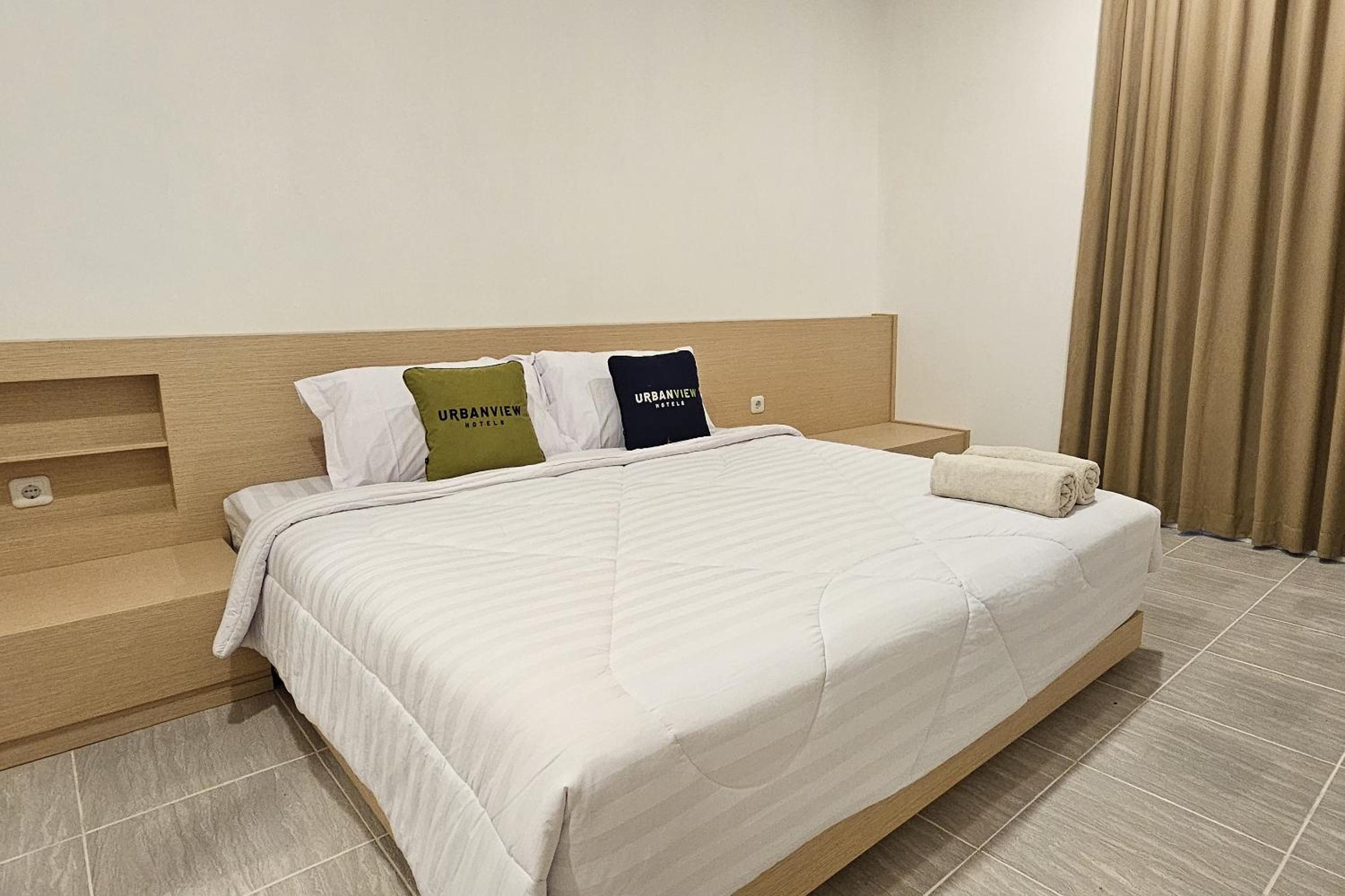 Deluxe Room - Photo 2