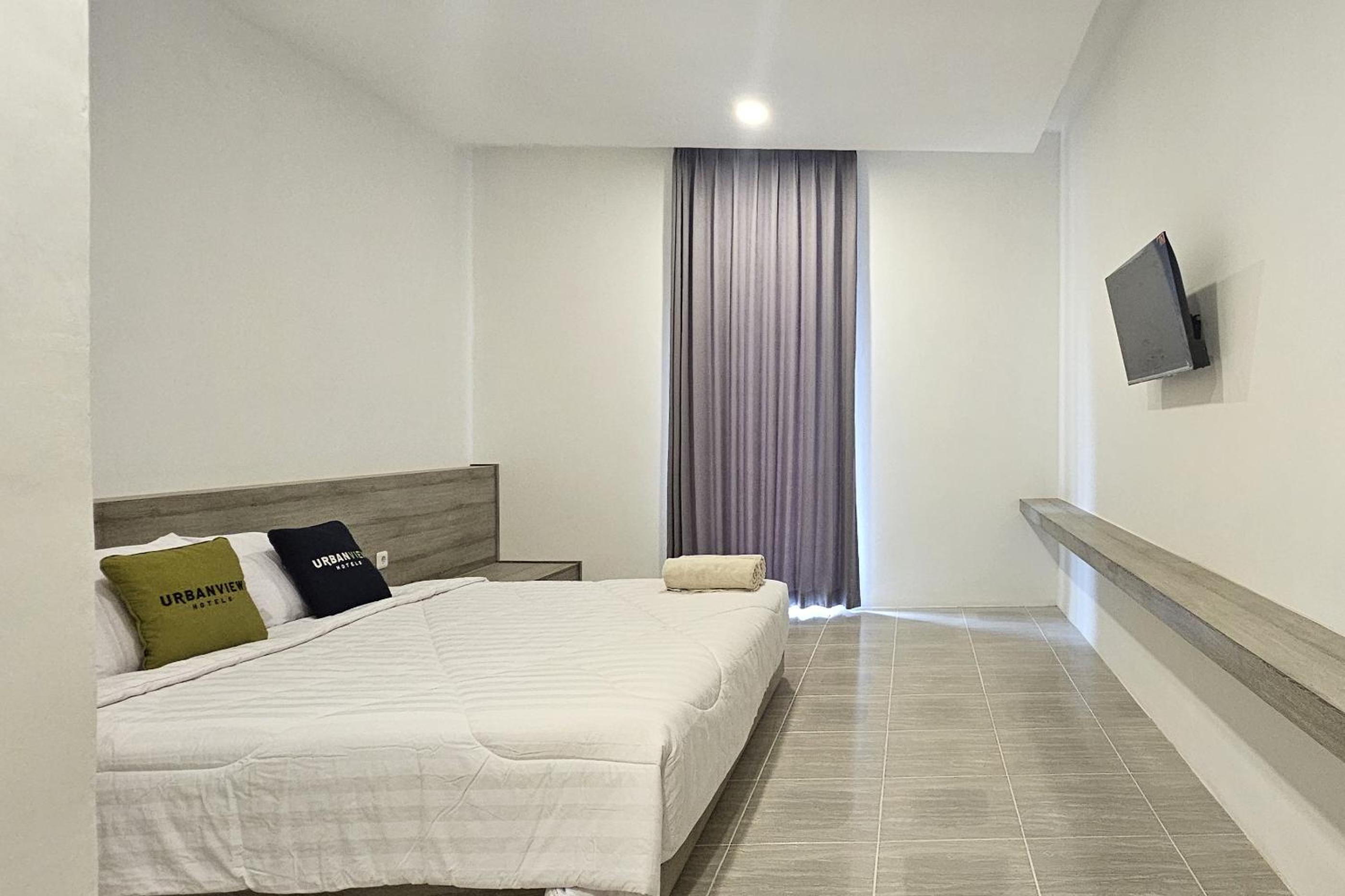 Deluxe Room - Photo 8