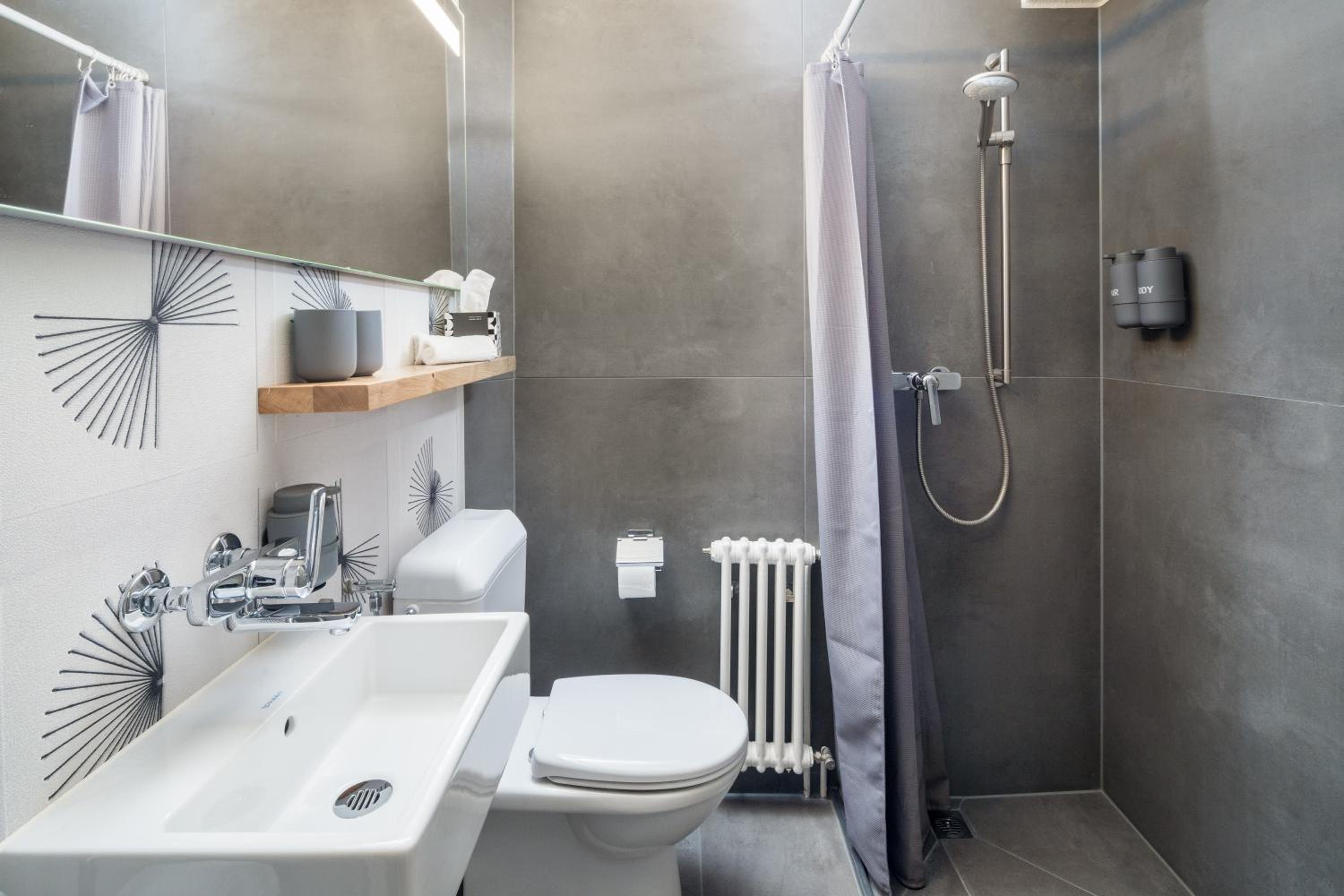 Classic Double Room - Photo 6