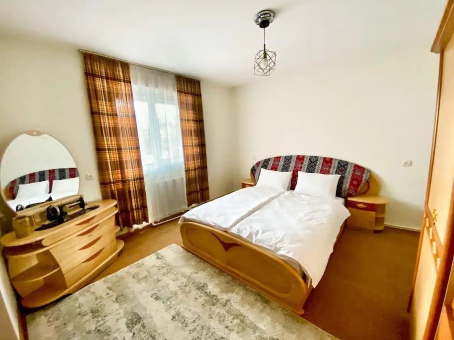 Three-Bedroom House photo 1