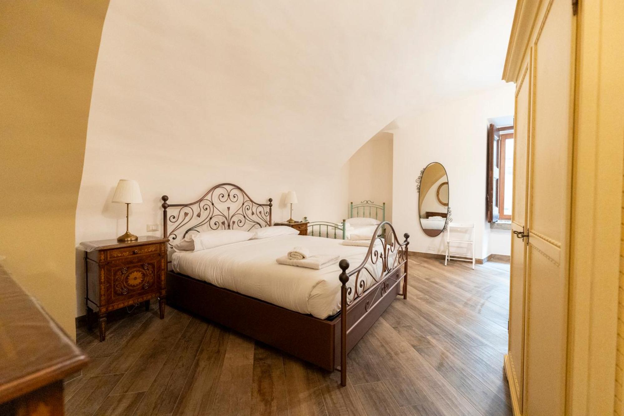 Triple Room with Bathroom