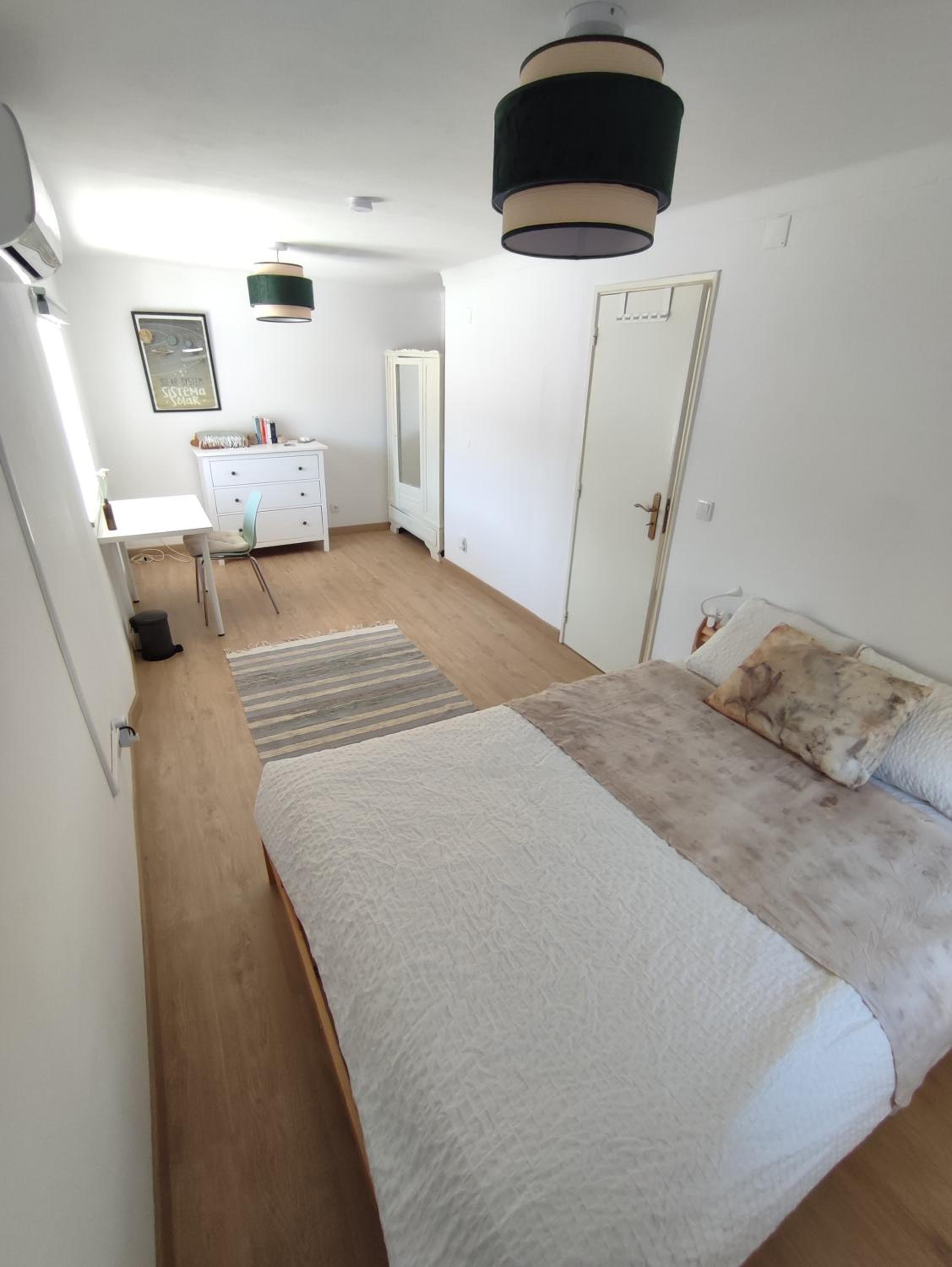 One-Bedroom Apartment photo 3