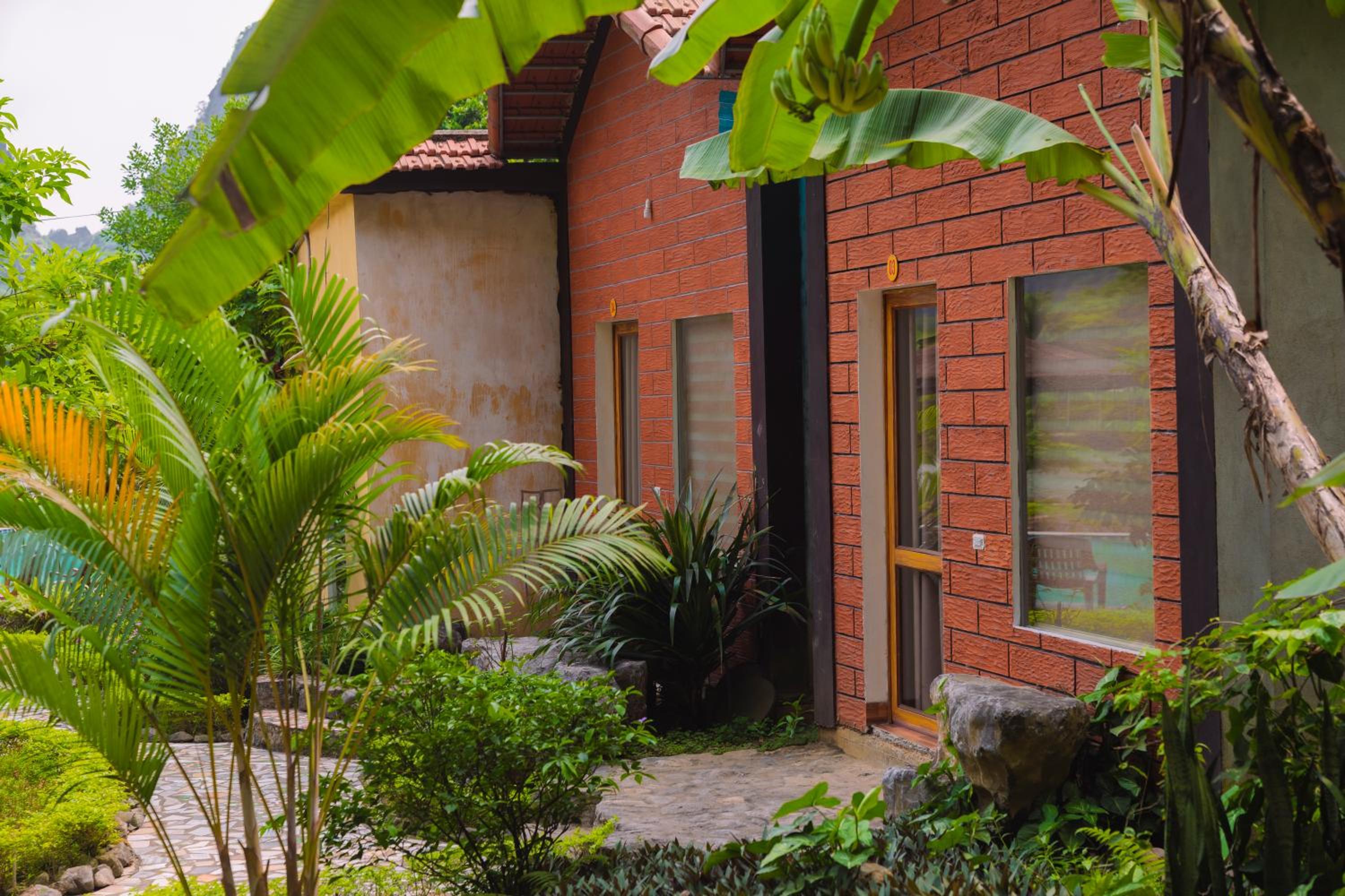 Twin Room with Garden View photo 2