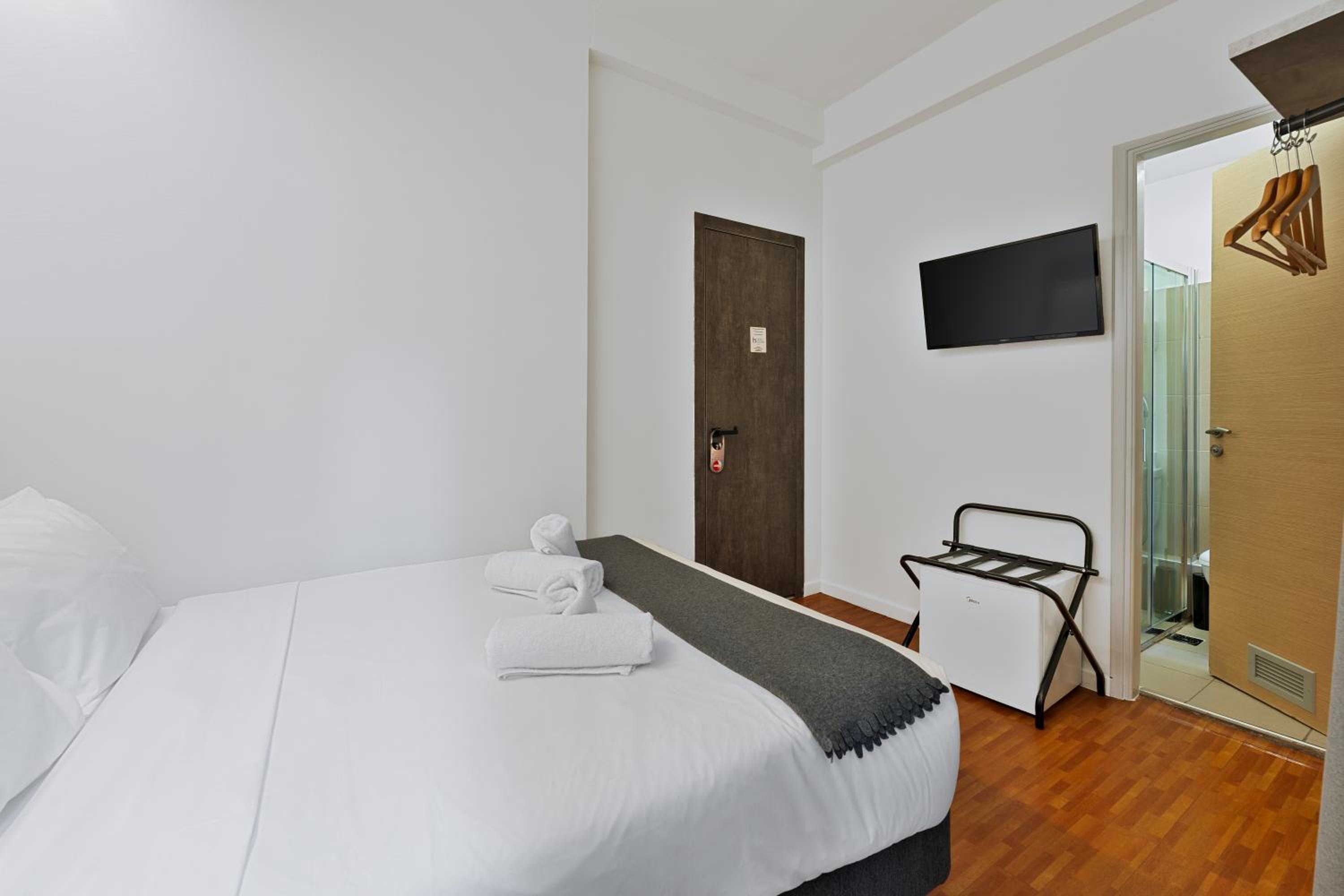 Small Double Room photo 2