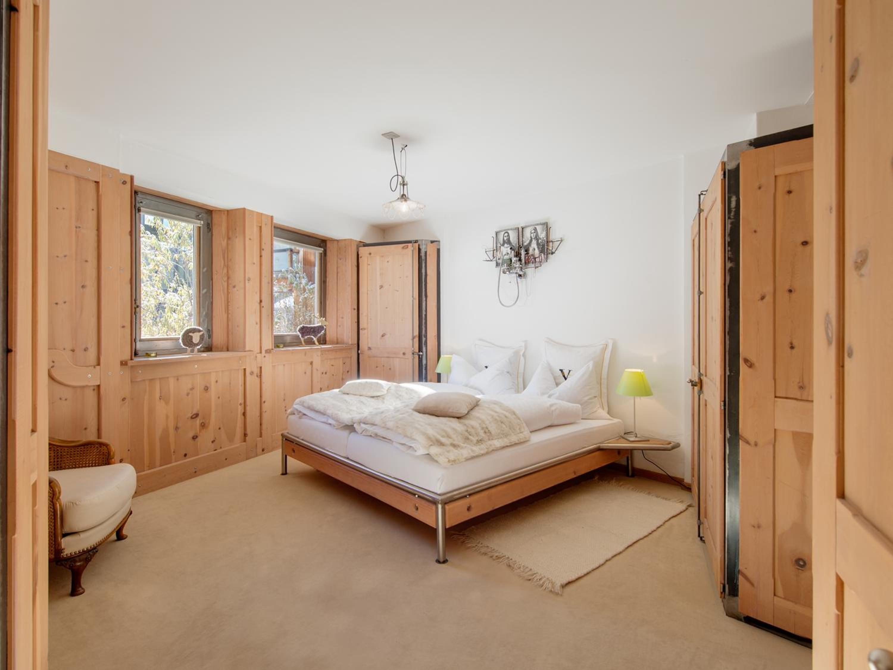 Three-Bedroom Apartment with Garden