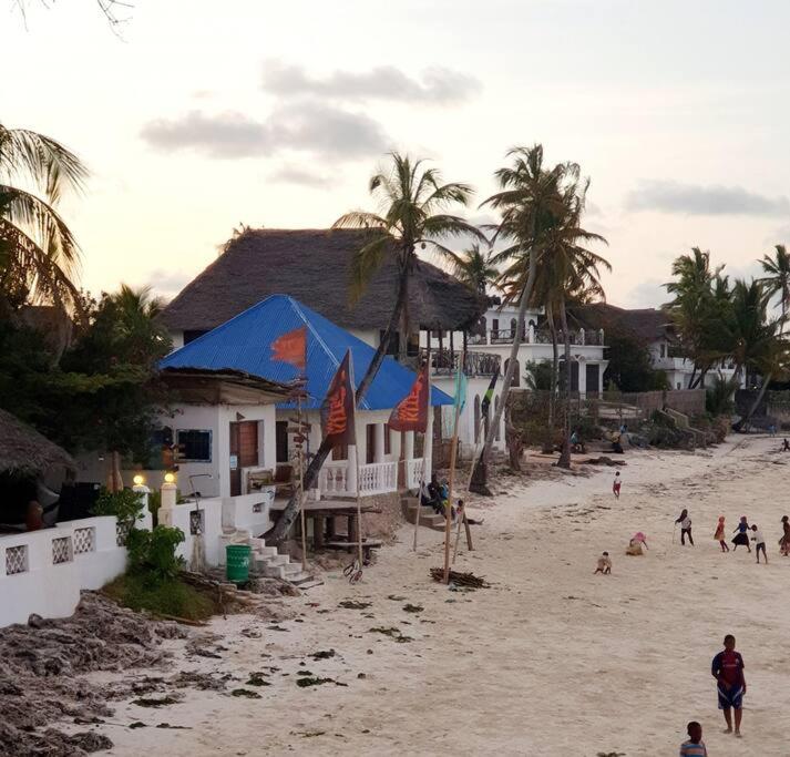 Bungalow - Beach Front photo 2