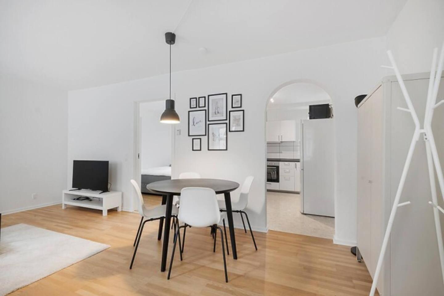 Apartment photo 3