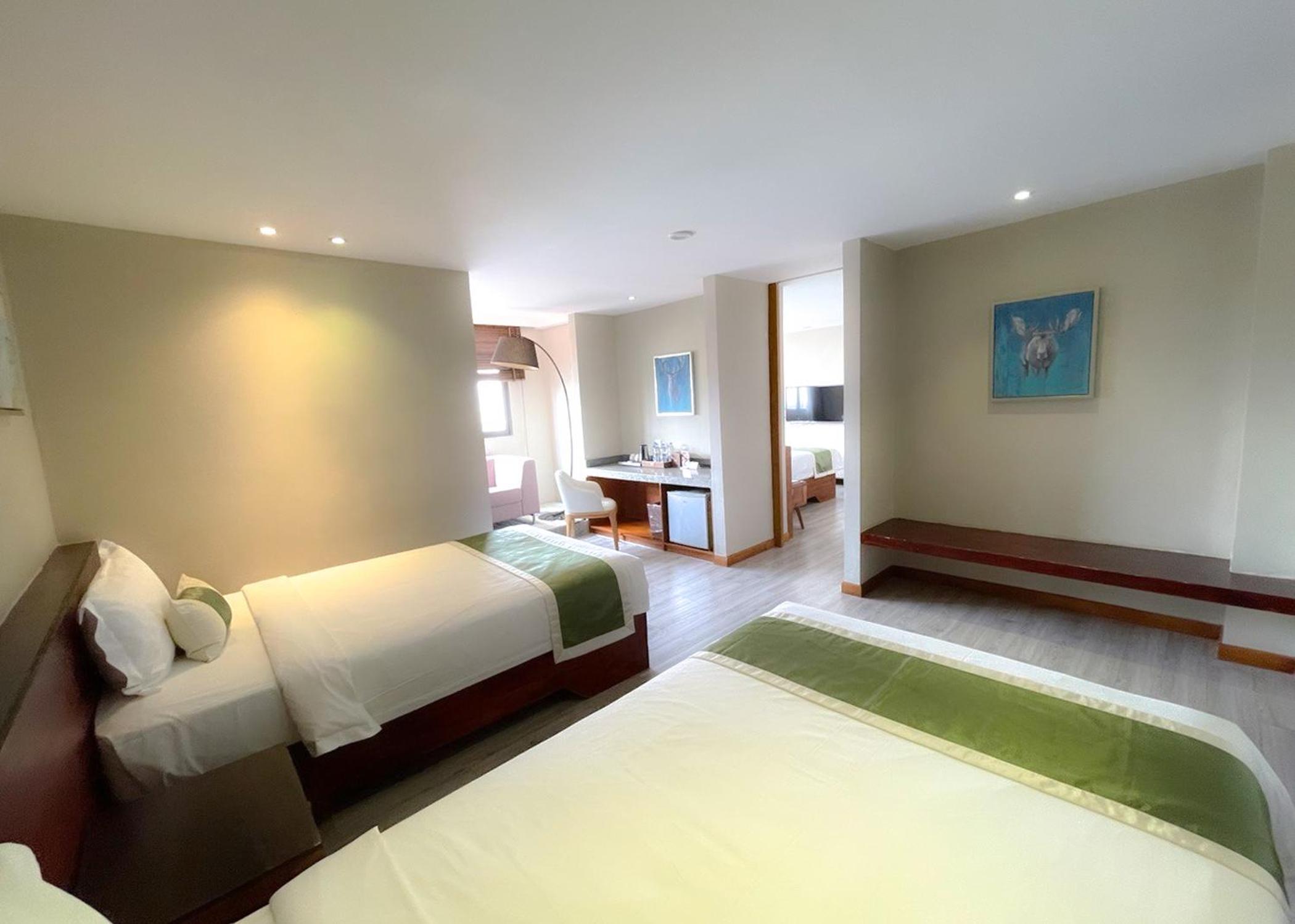 Executive Suite photo 3