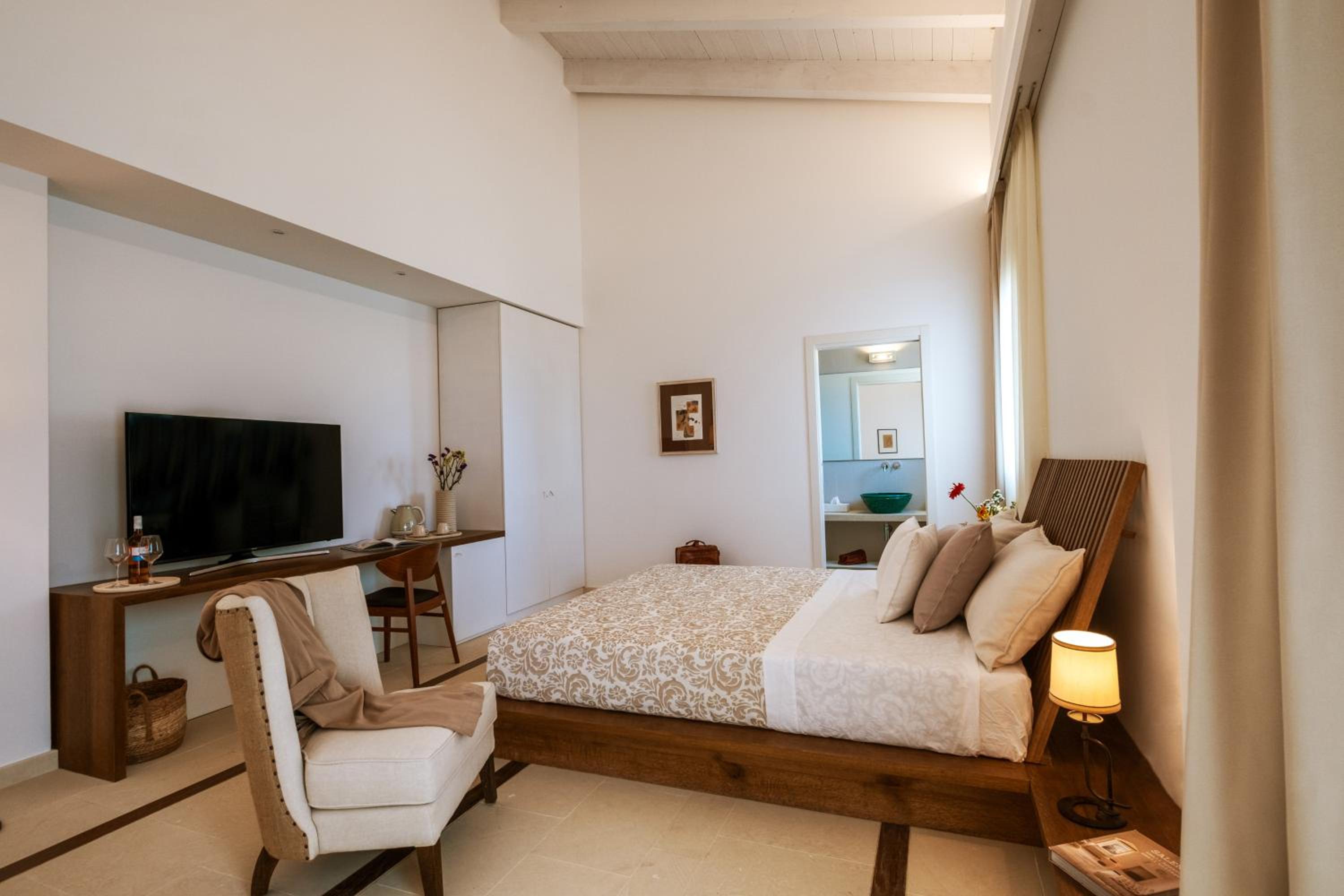 Suite photo 1