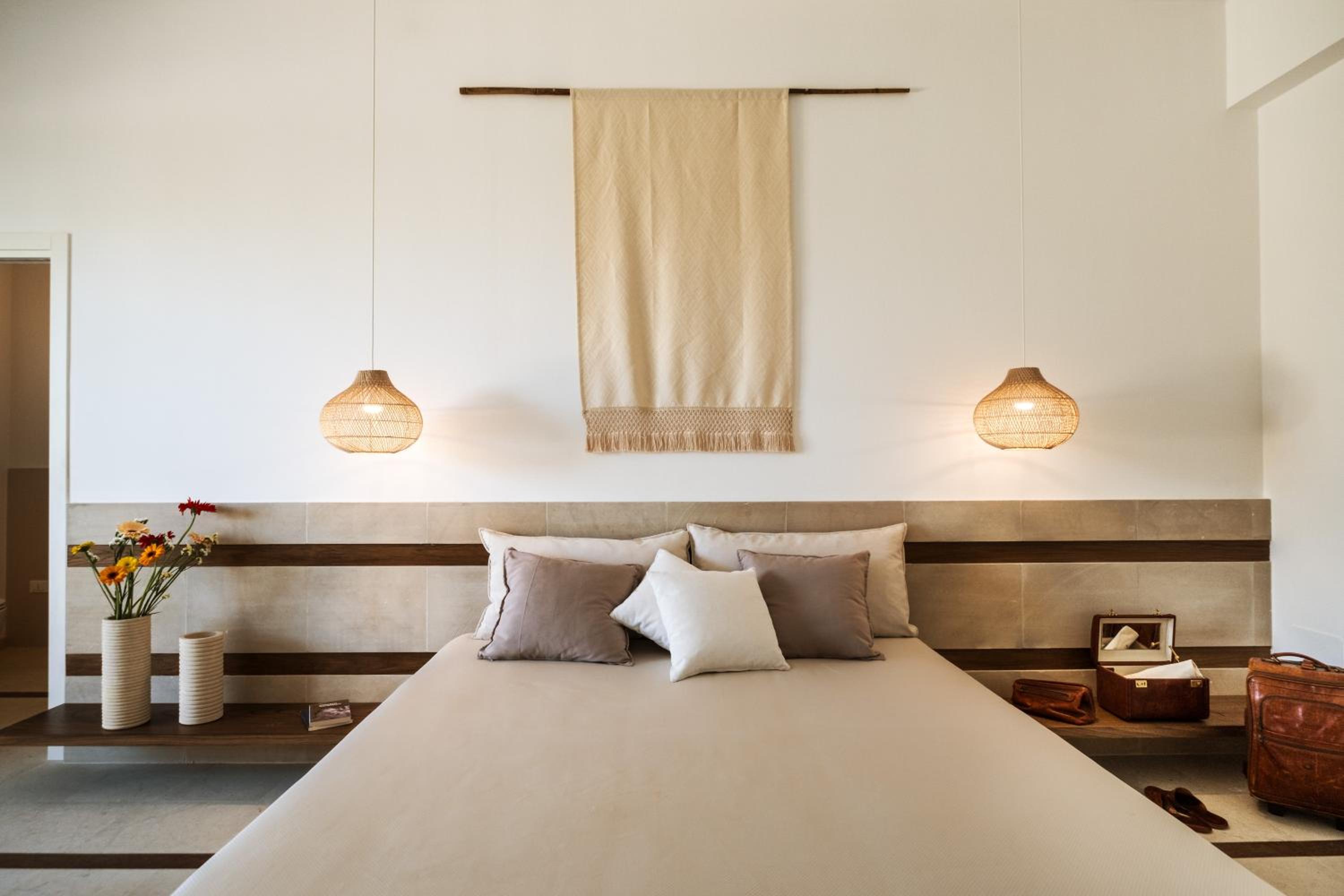 Superior King Suite photo 1