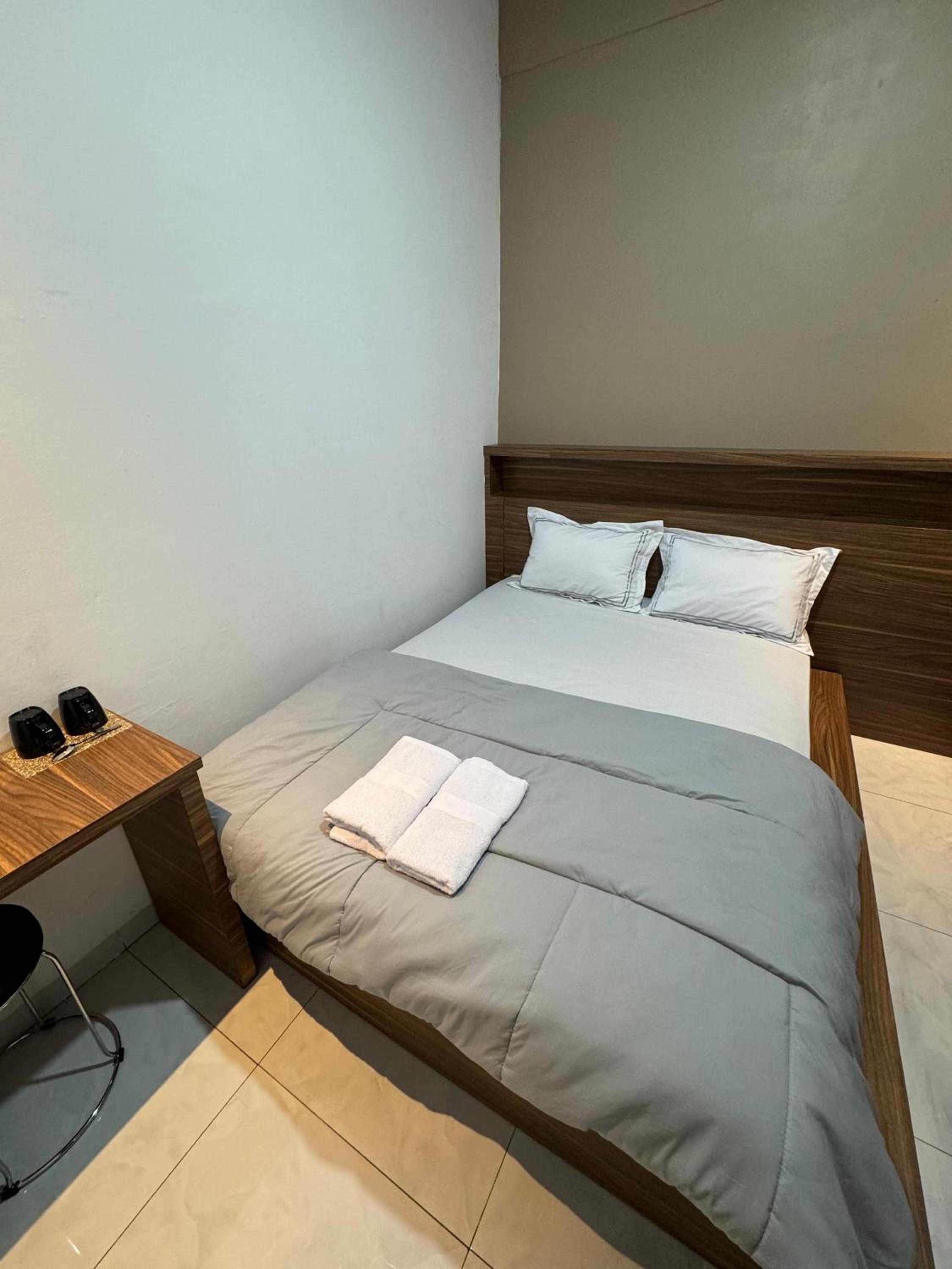 Deluxe Room (2 Adults + 1 Child)