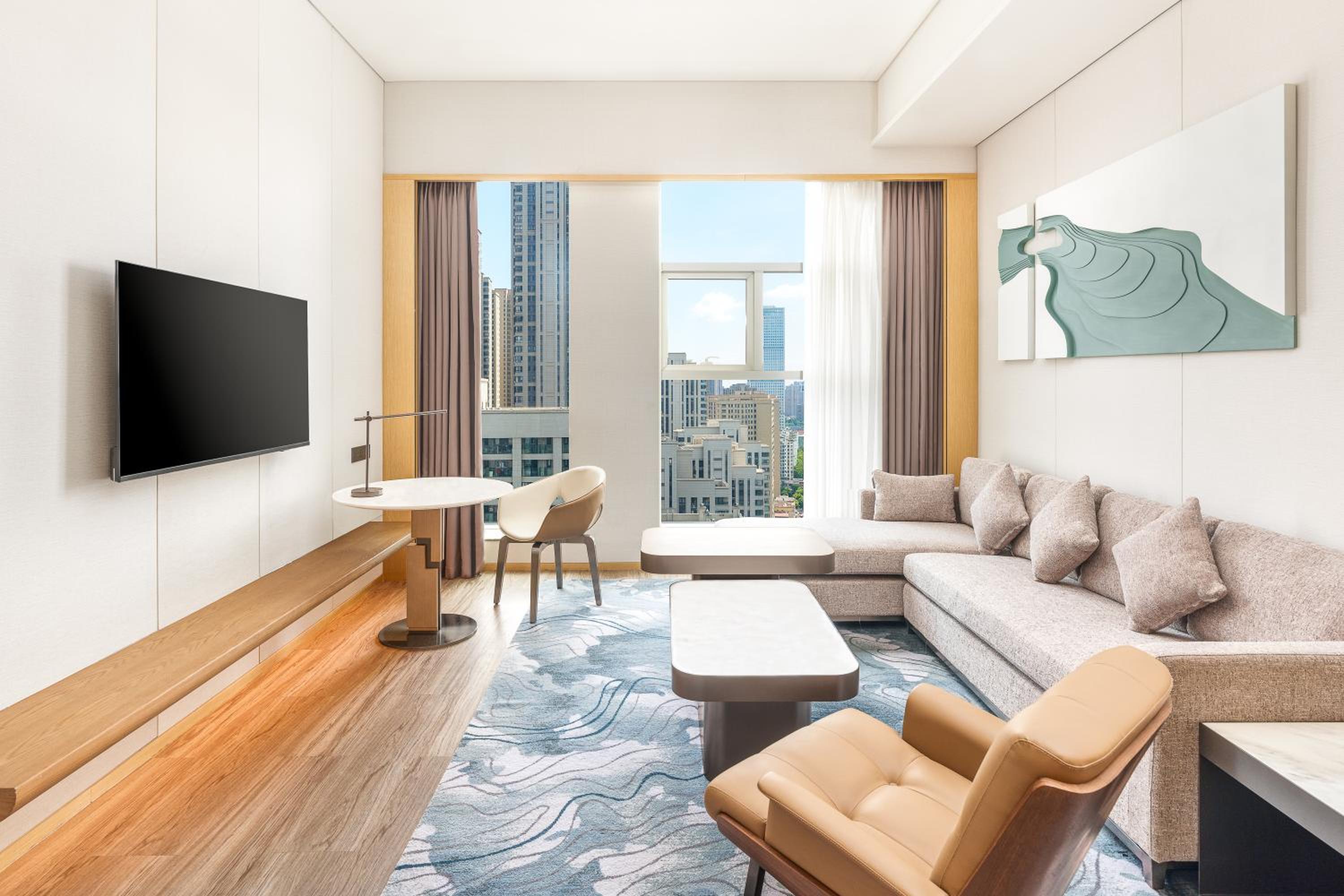 Premier King Suite photo 1