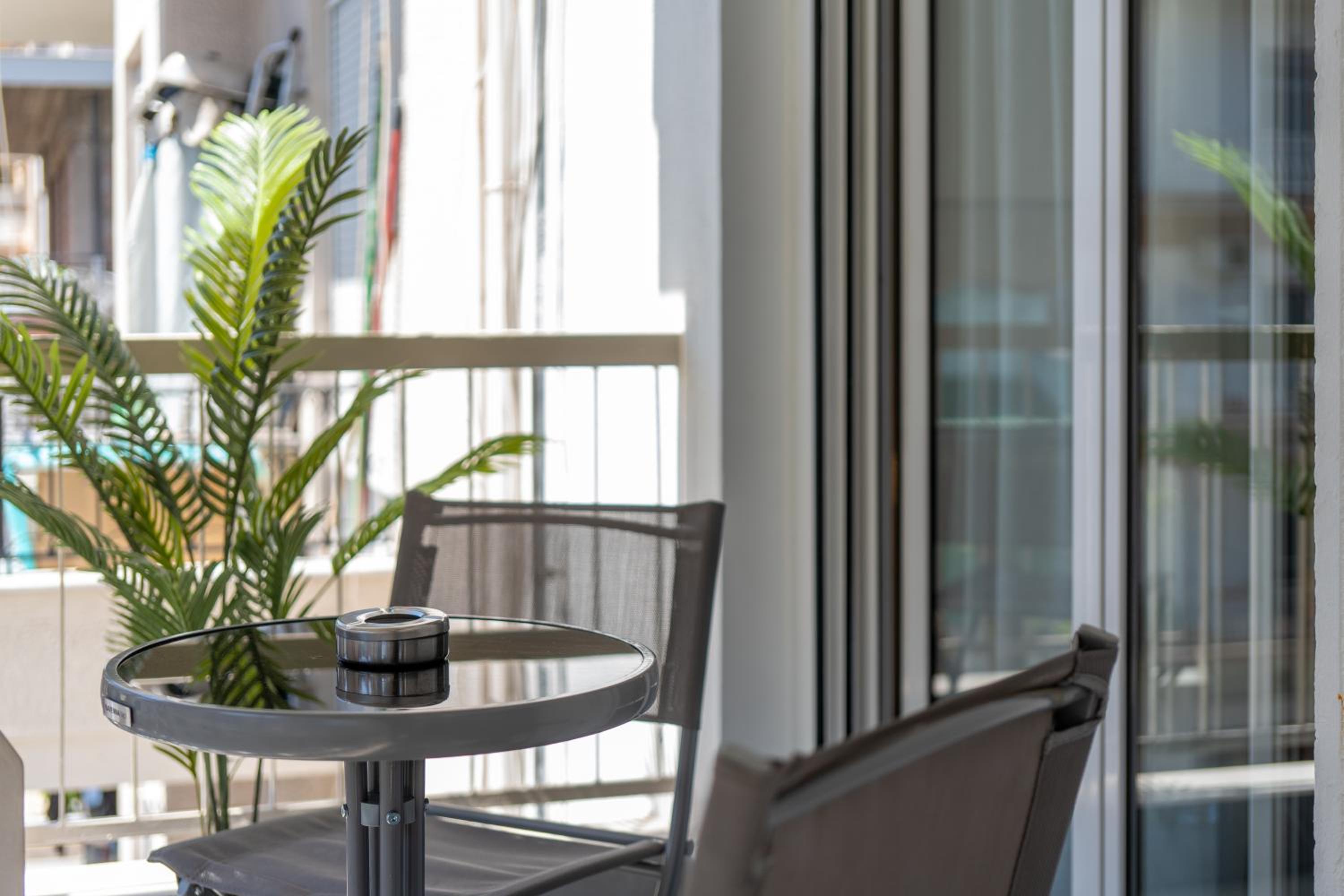 Two-Bedroom Deluxe Apartment with Balcony photo 3