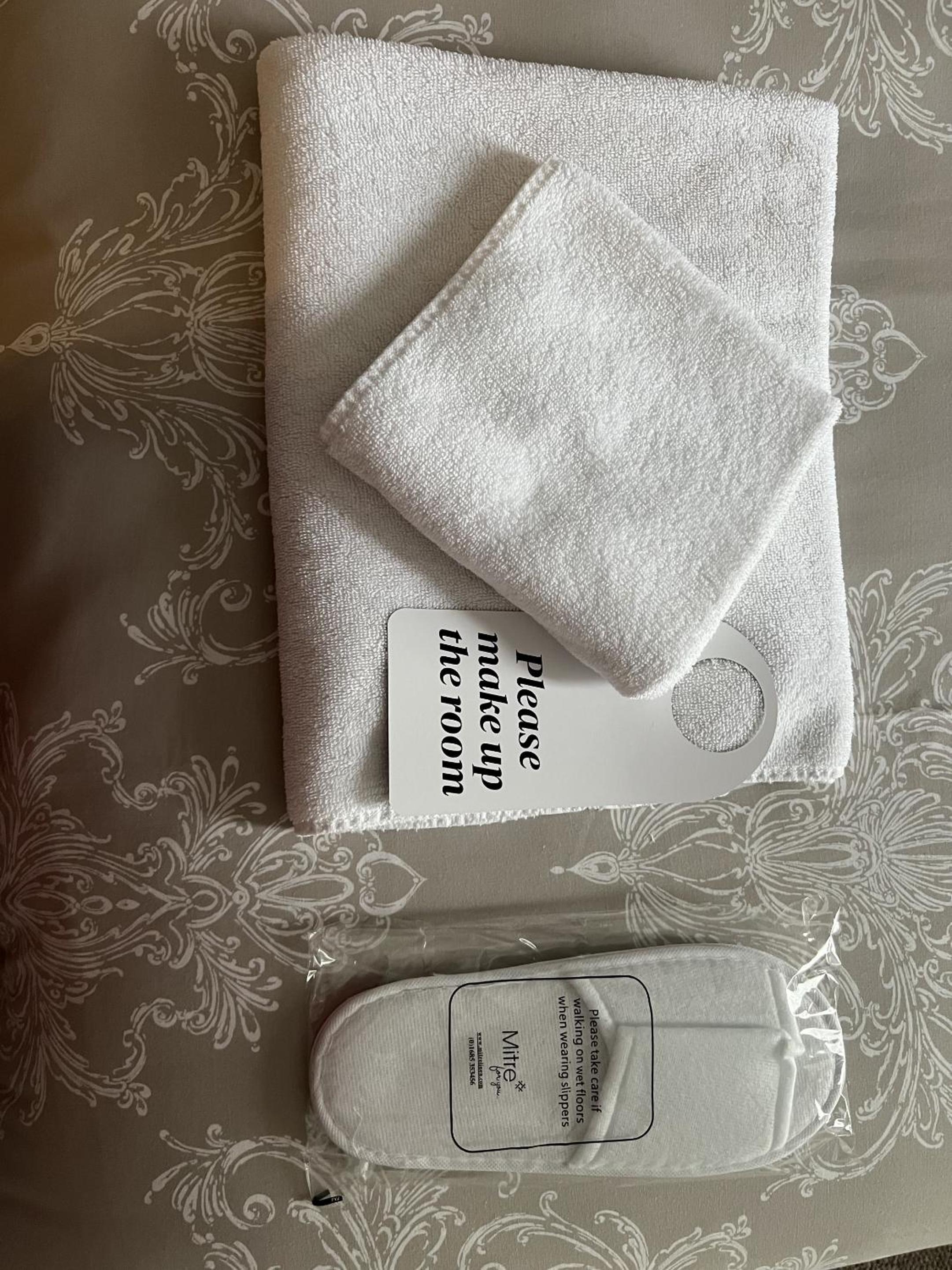 Standard Single Room with Shared Bathroom photo 2