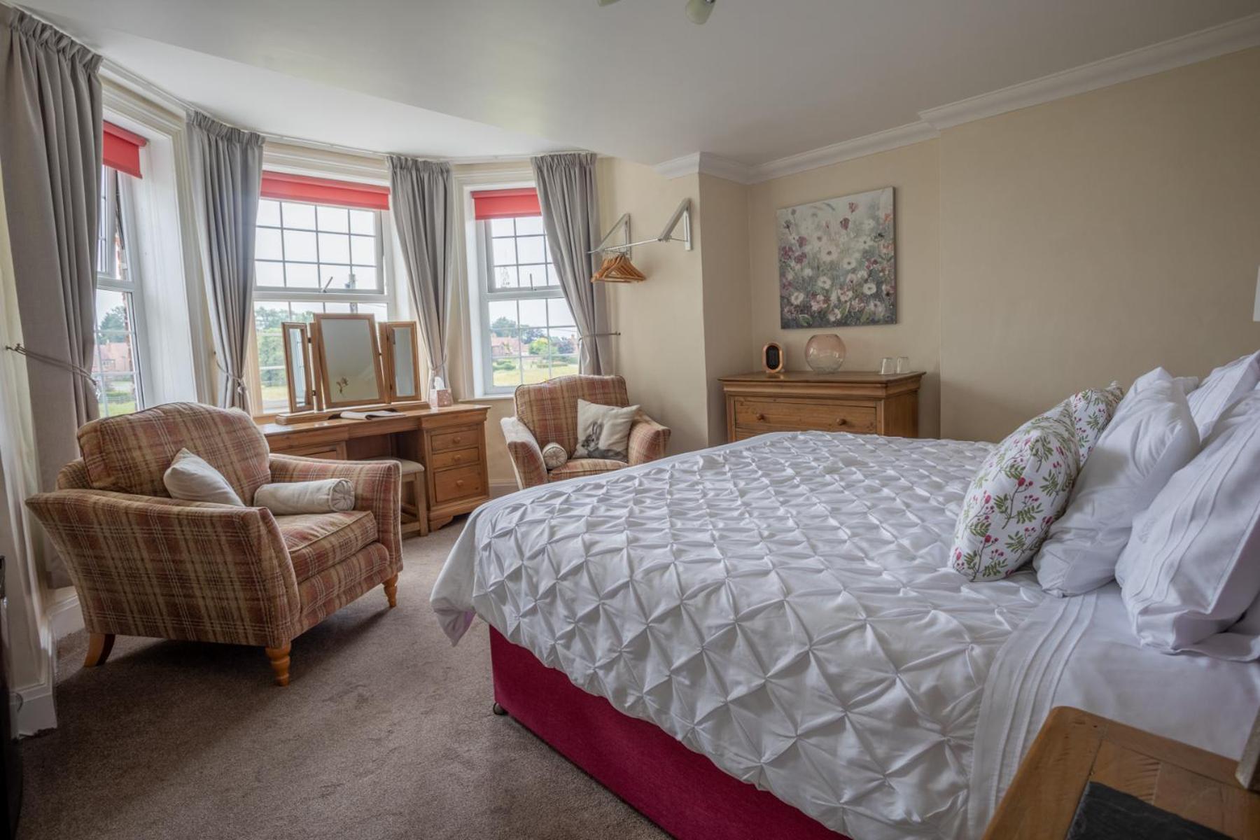 Superior King Room