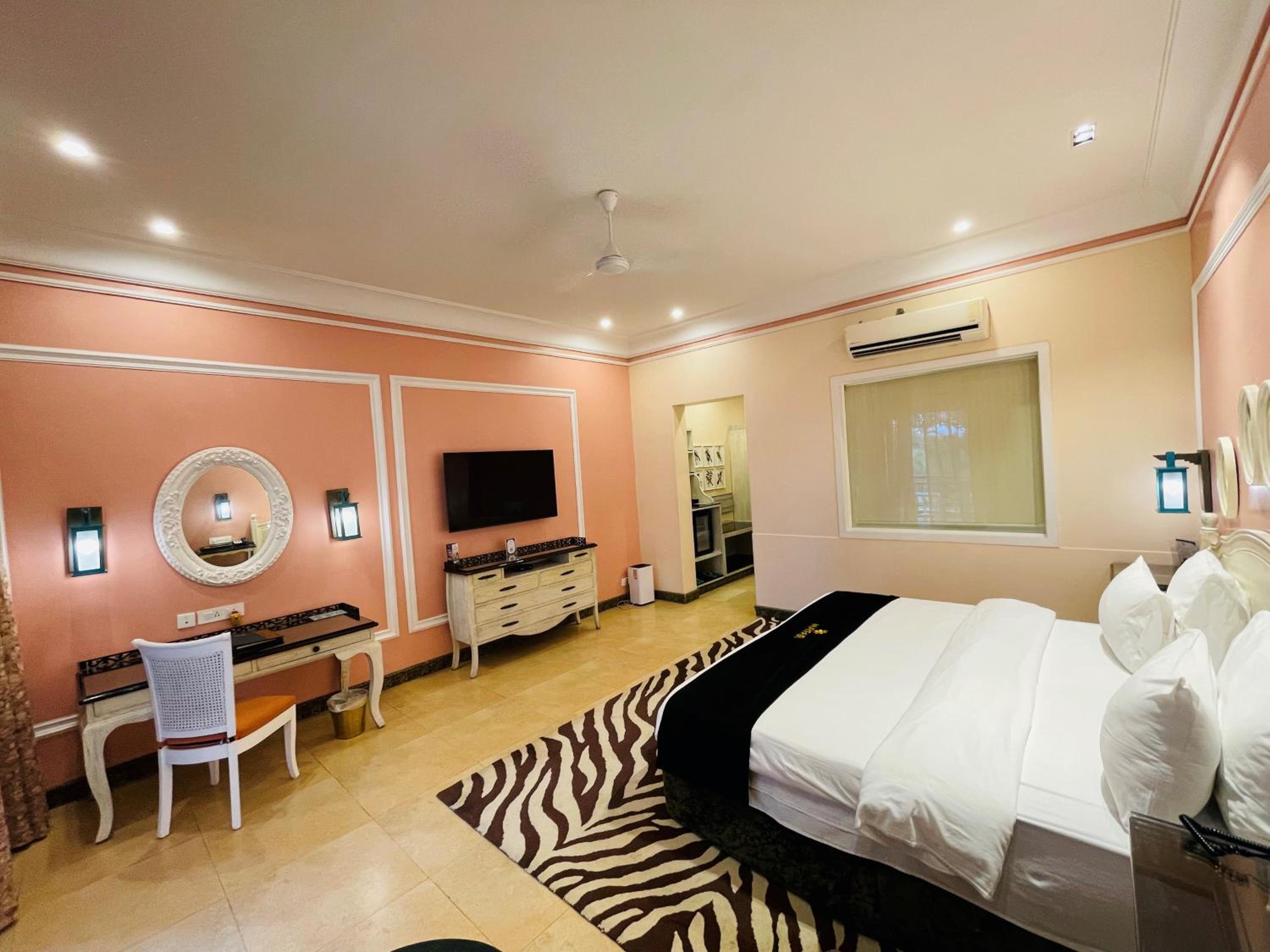 Deluxe Double Room - 10% Discount on Foods & Soft Beverages* | 15% Discounts on Laundry Services* | INR 500 spa credit during your stay on selective Massage services. TnC Apply.* | Free Mini-bar - 2 cans of soft Beverages (Once on Arrival) Deluxe Double Room - 10% Discount on Foods & Soft Beverages* | 15% Discounts on Laundry Services* | INR 500 spa credit during your stay on selective Massage services. TnC Apply.* | Free Mini-bar - 2 cans of soft Beverages (Once on Arrival)