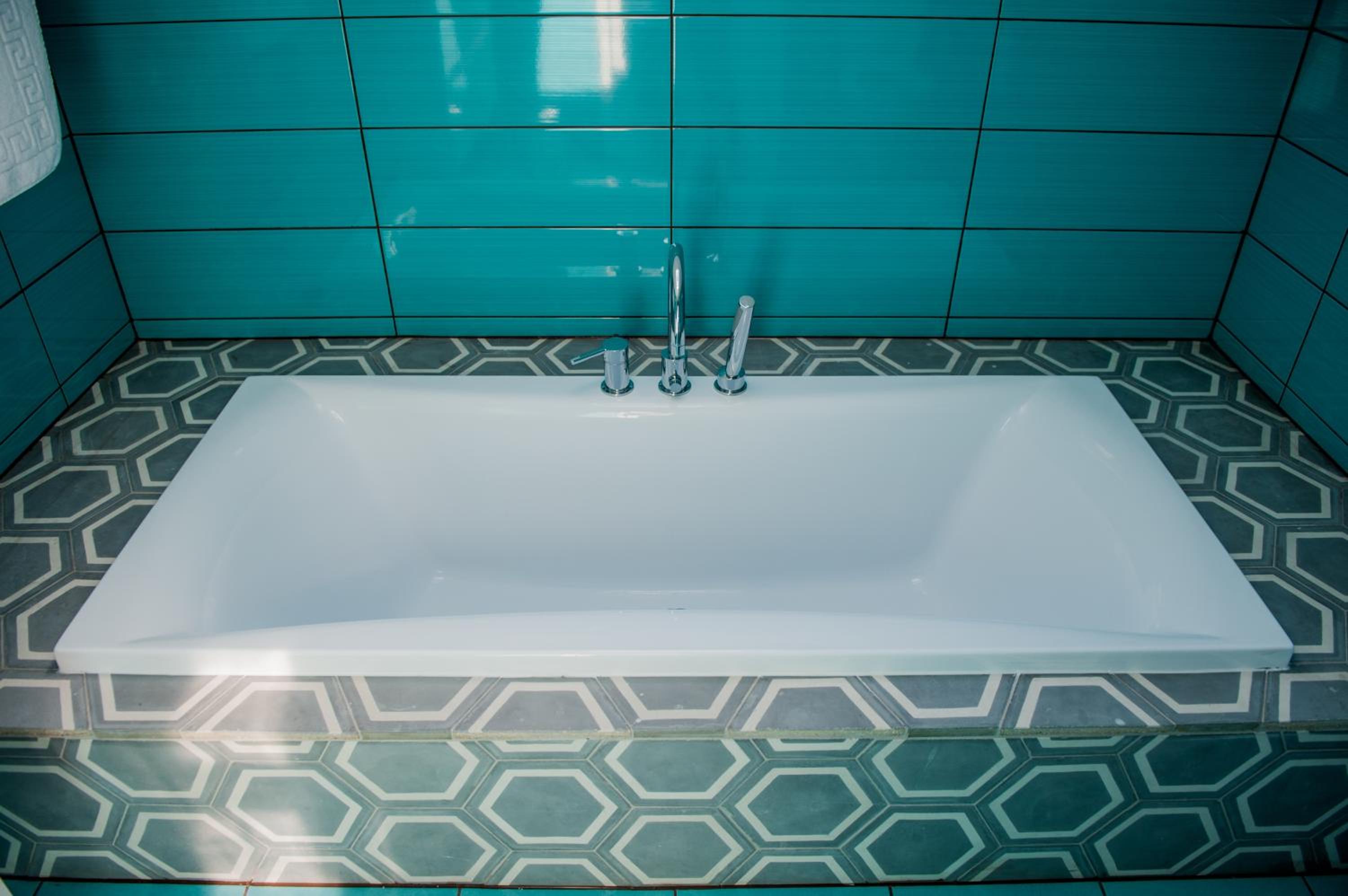 Deluxe Double Room with Bath photo 2