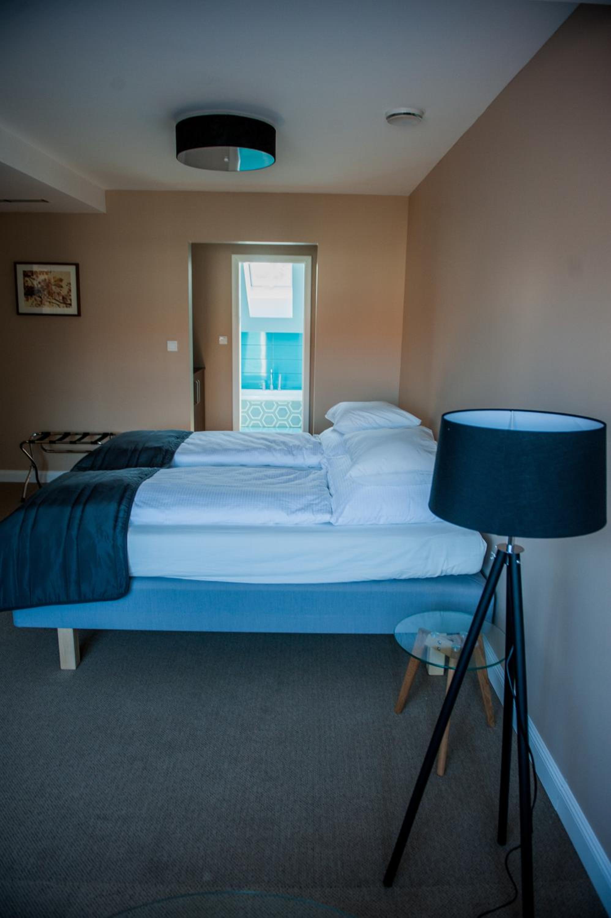 Deluxe Double Room with Shower photo 3