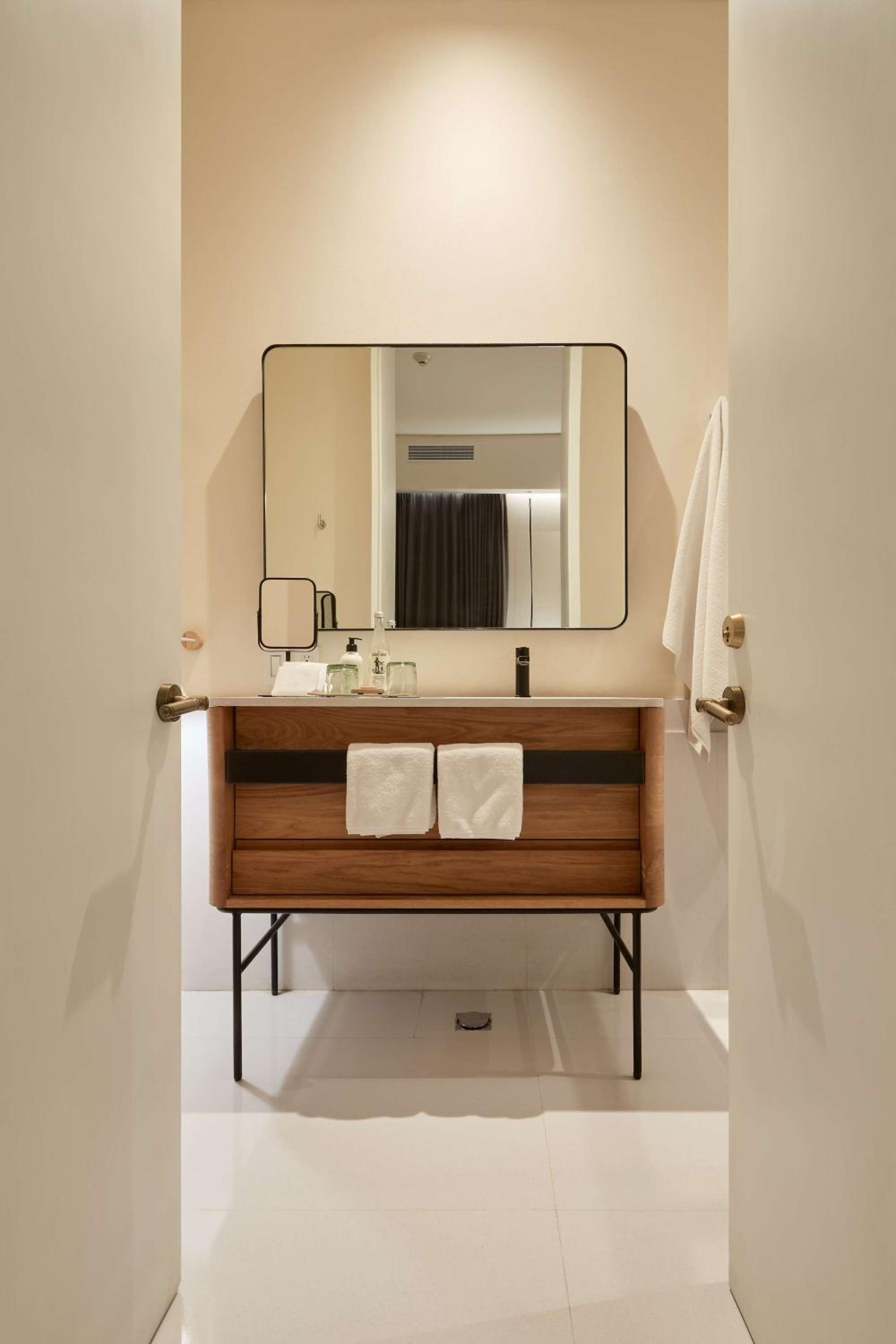 Queen Room - Photo 4