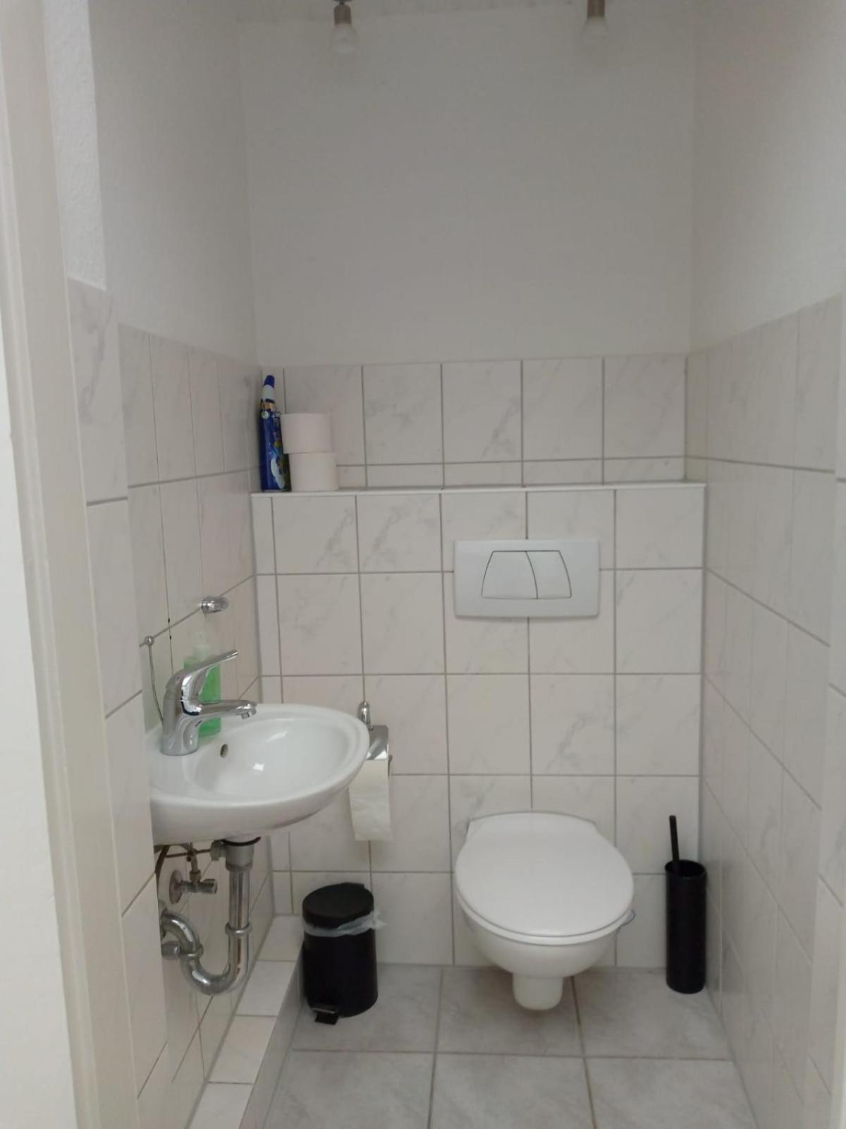 Three-Bedroom Apartment - Photo 10