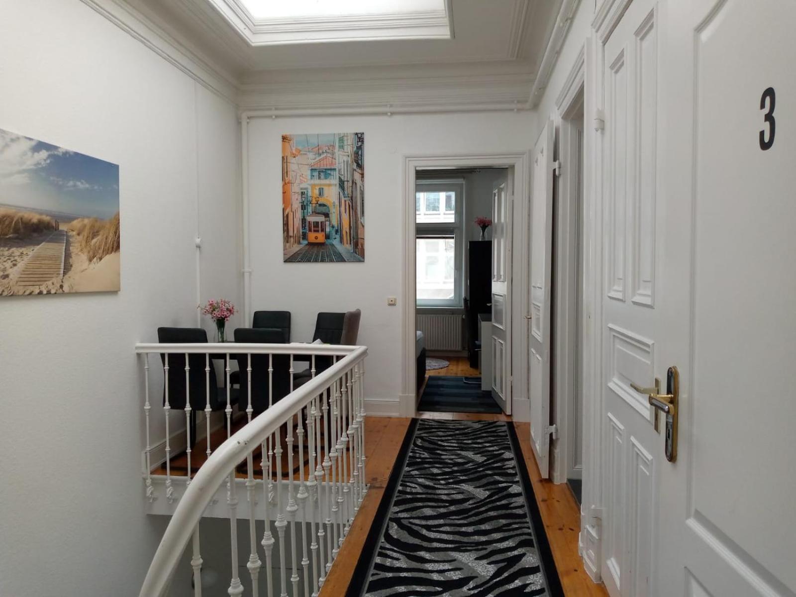 Three-Bedroom Apartment - Photo 20