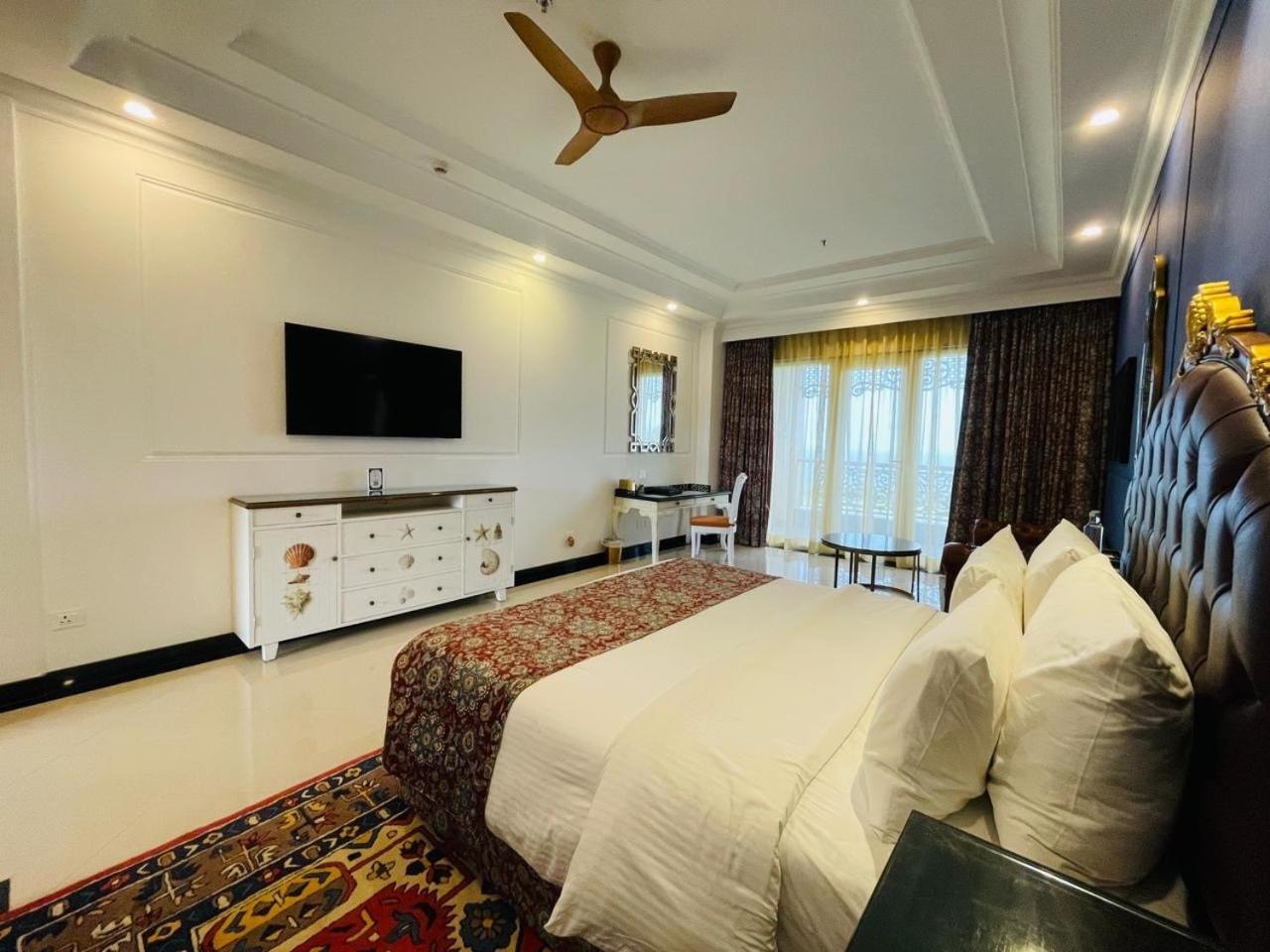 Ocean View Room – 10% Discount on Foods & Soft Beverages* | 15% Discounts on Laundry Services* | INR 500 spa credit during your stay on selective Massage services. TnC Apply.* | Free Mini-bar – 2 cans of soft Beverages (Once on Arrival)