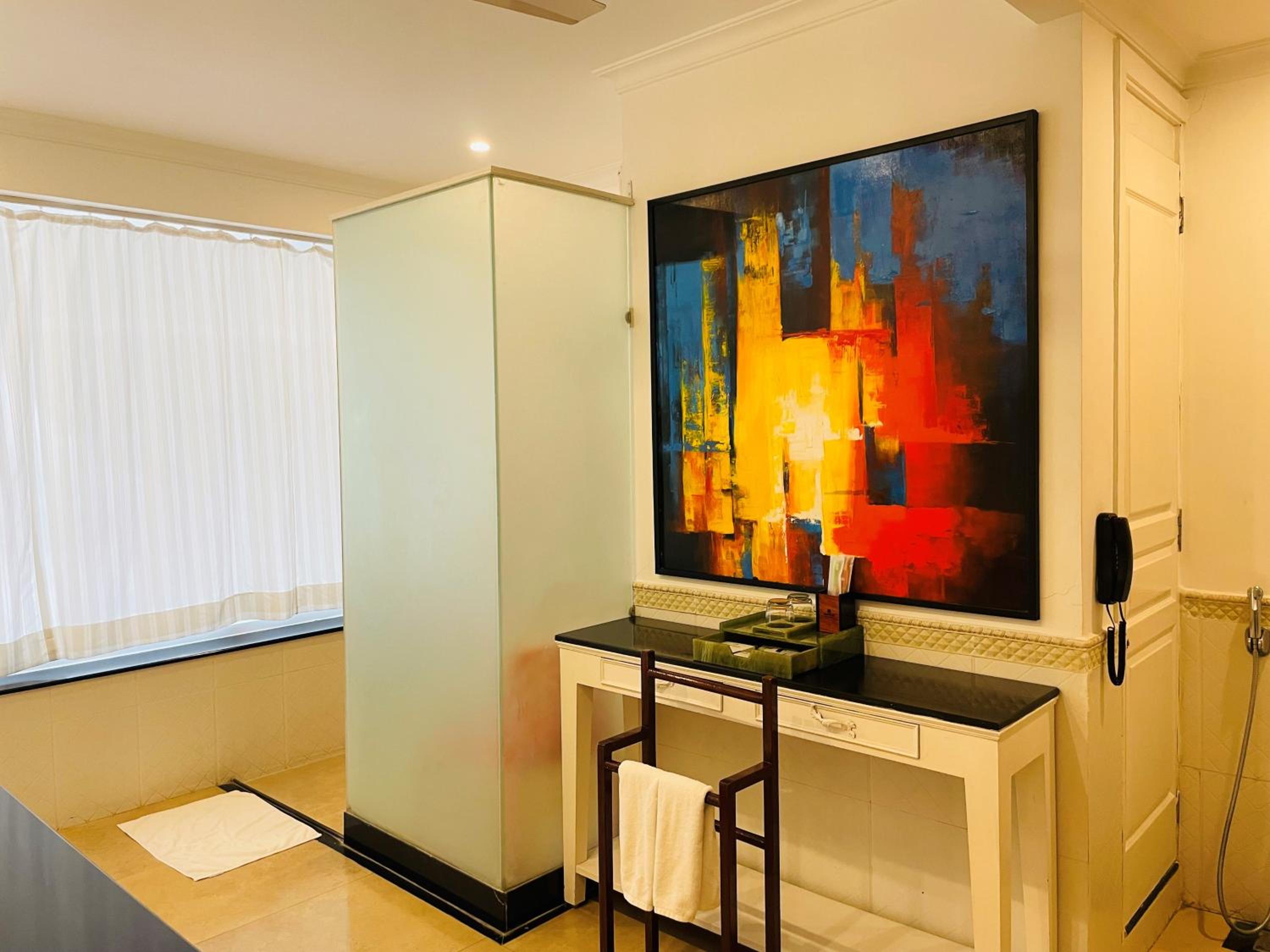 Family Suite - - 10% Discount on Foods & Soft Beverages* | 15% Discounts on Laundry Services* | INR 500 spa credit during your stay on selective Massage services. TnC Apply.* | Free Mini-bar - 2 cans of soft Beverages (Once on Arrival) photo 2