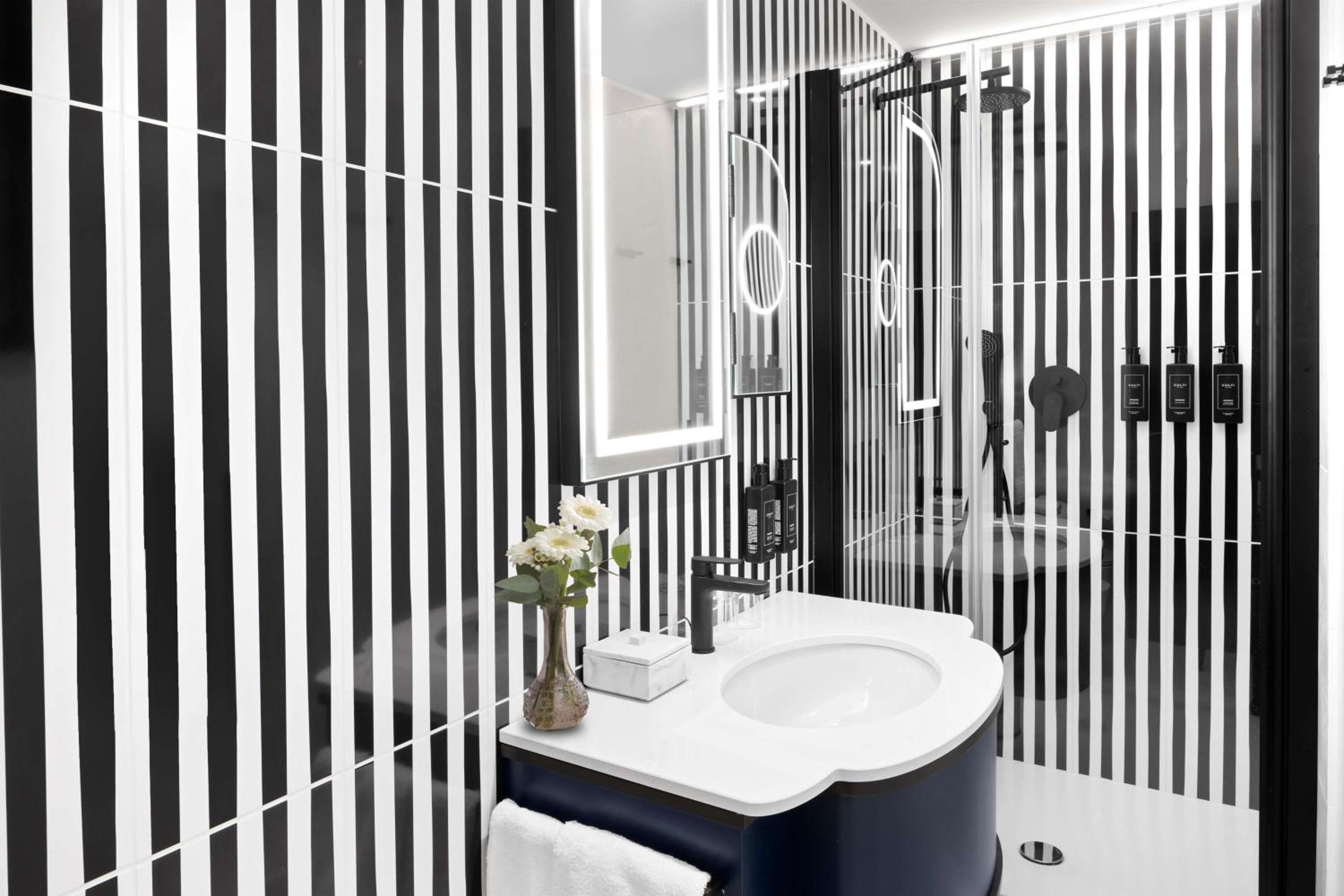 Premium King Room