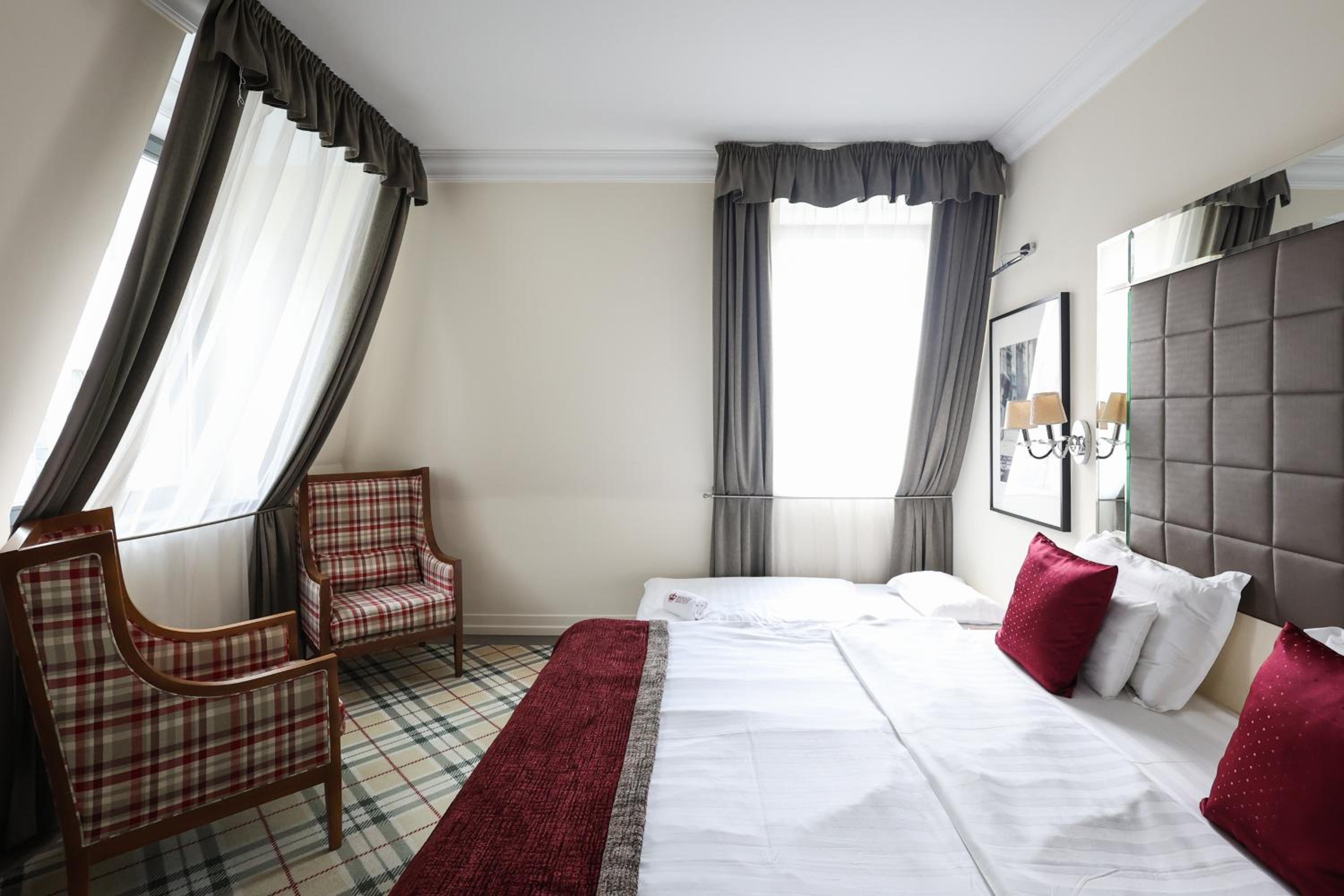 Double Room with Extra Bed - Photo 6