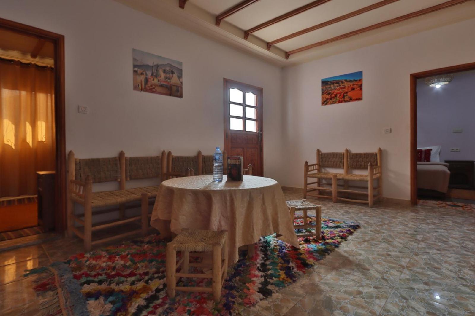 Triple Room - Photo 17