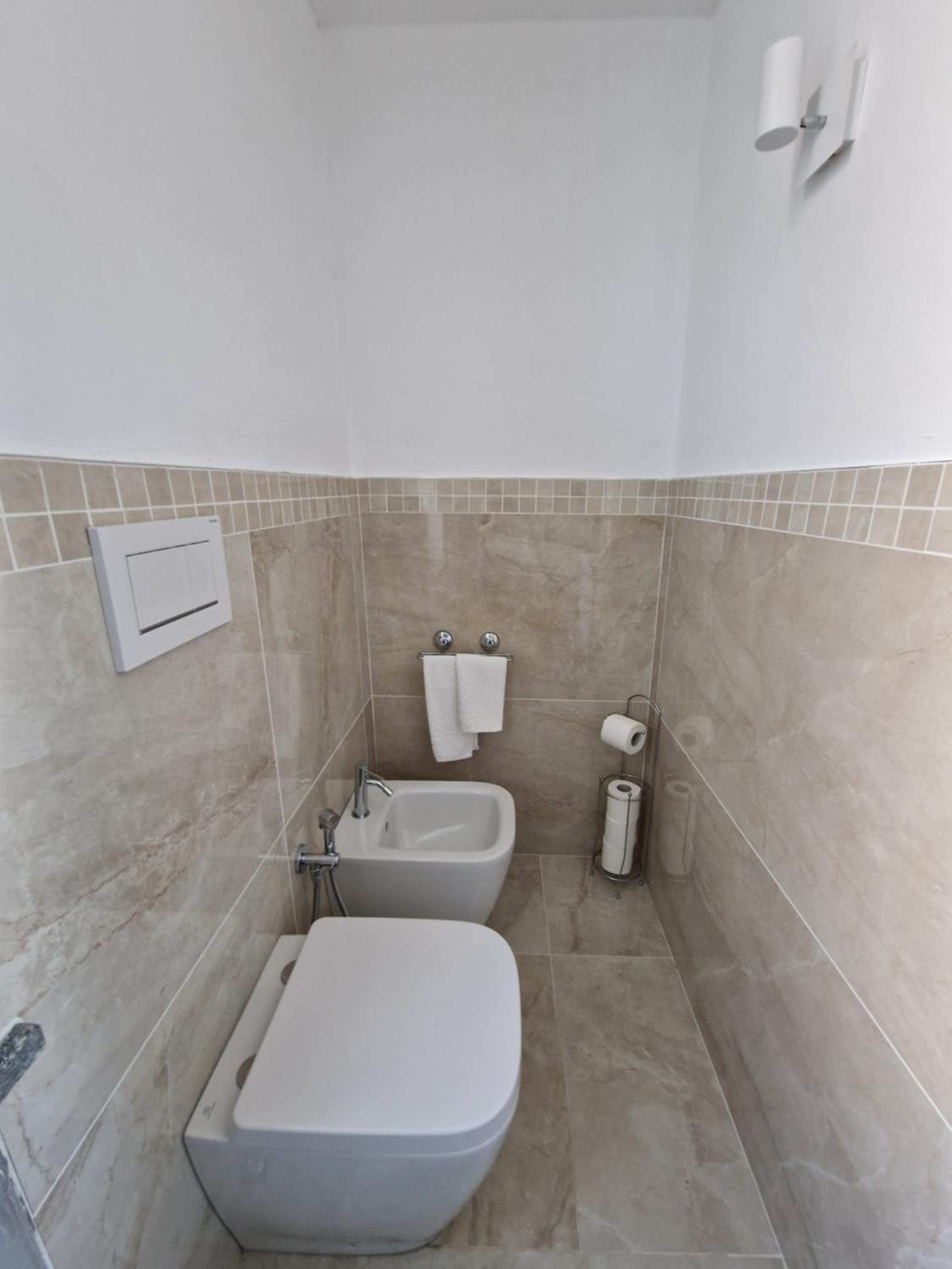 One-Bedroom Standard Apartment photo 2