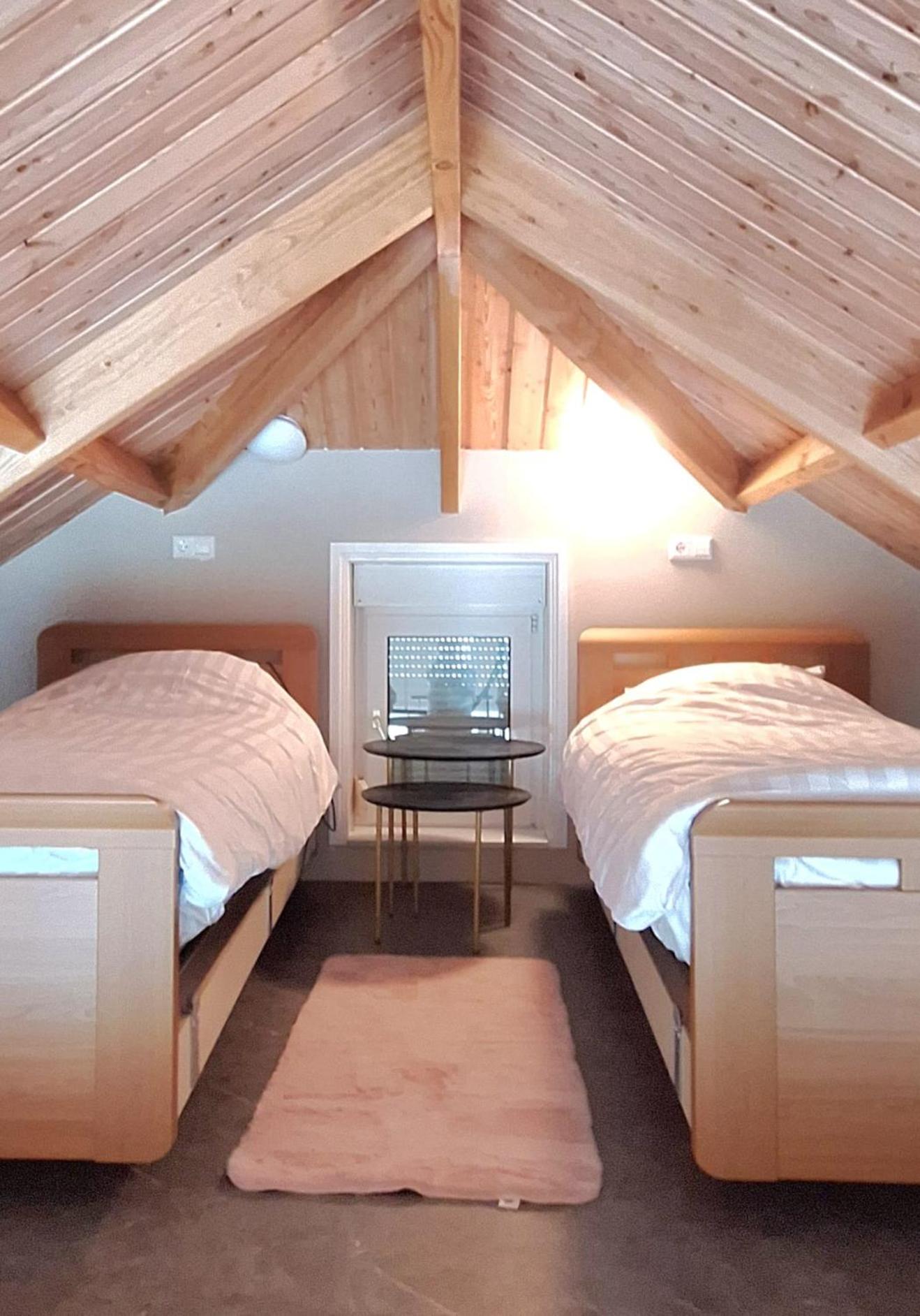 One-Bedroom House photo 1