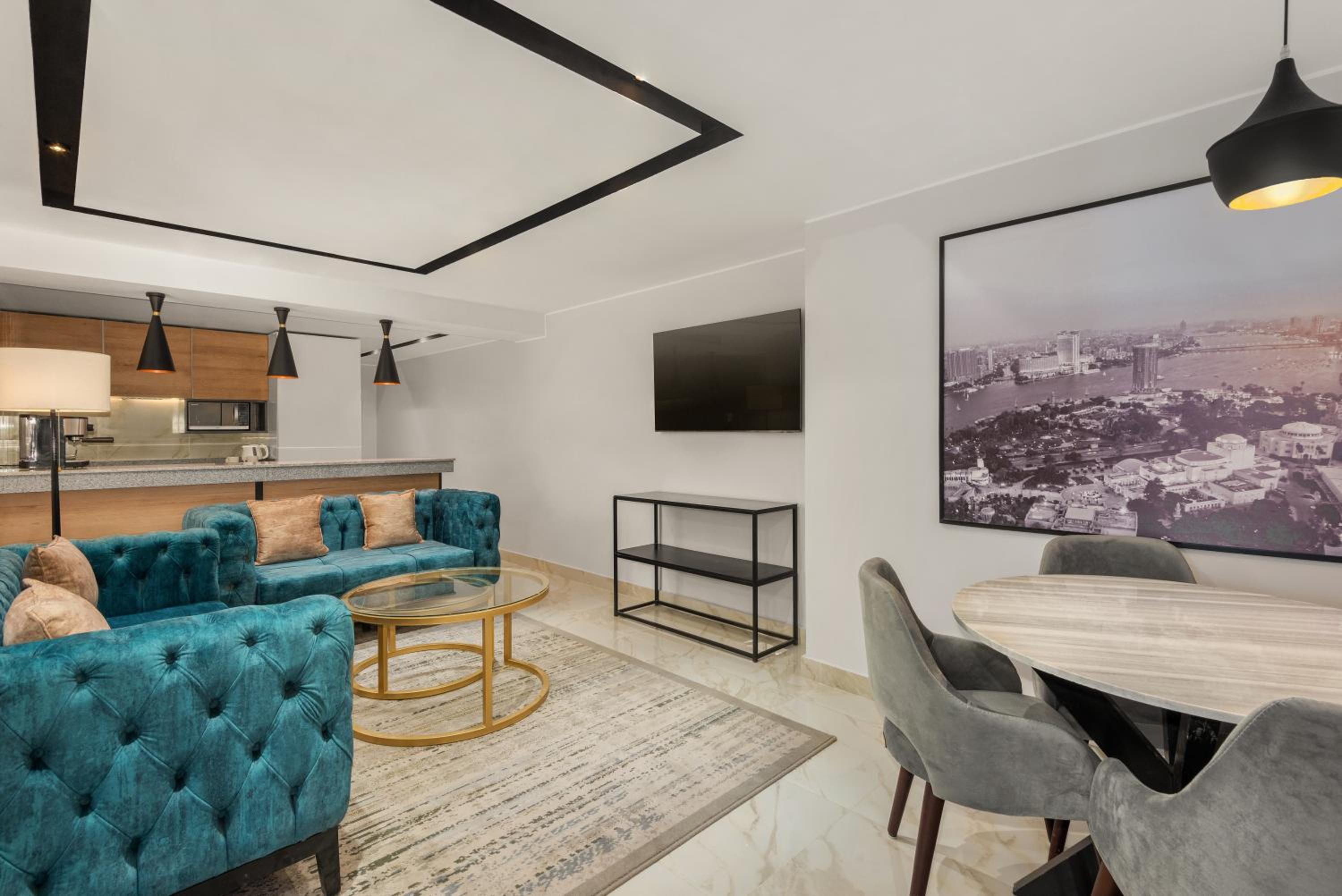 Two Bedroom Apartment with Pool View
