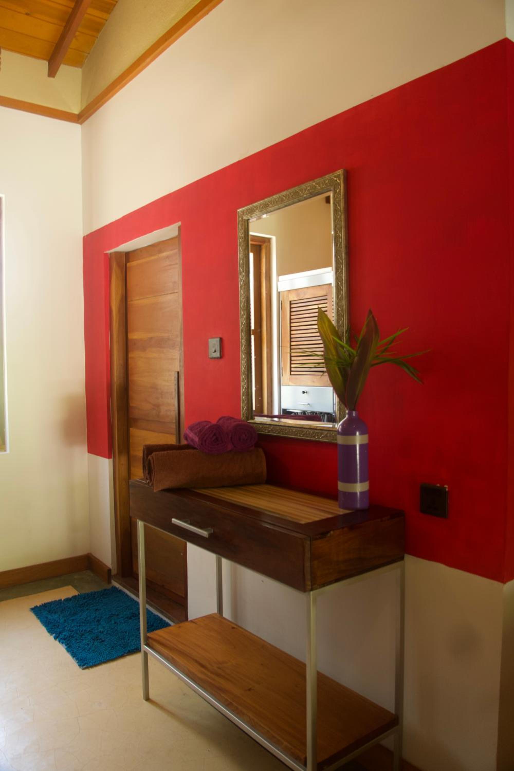 King Room with Balcony photo 2