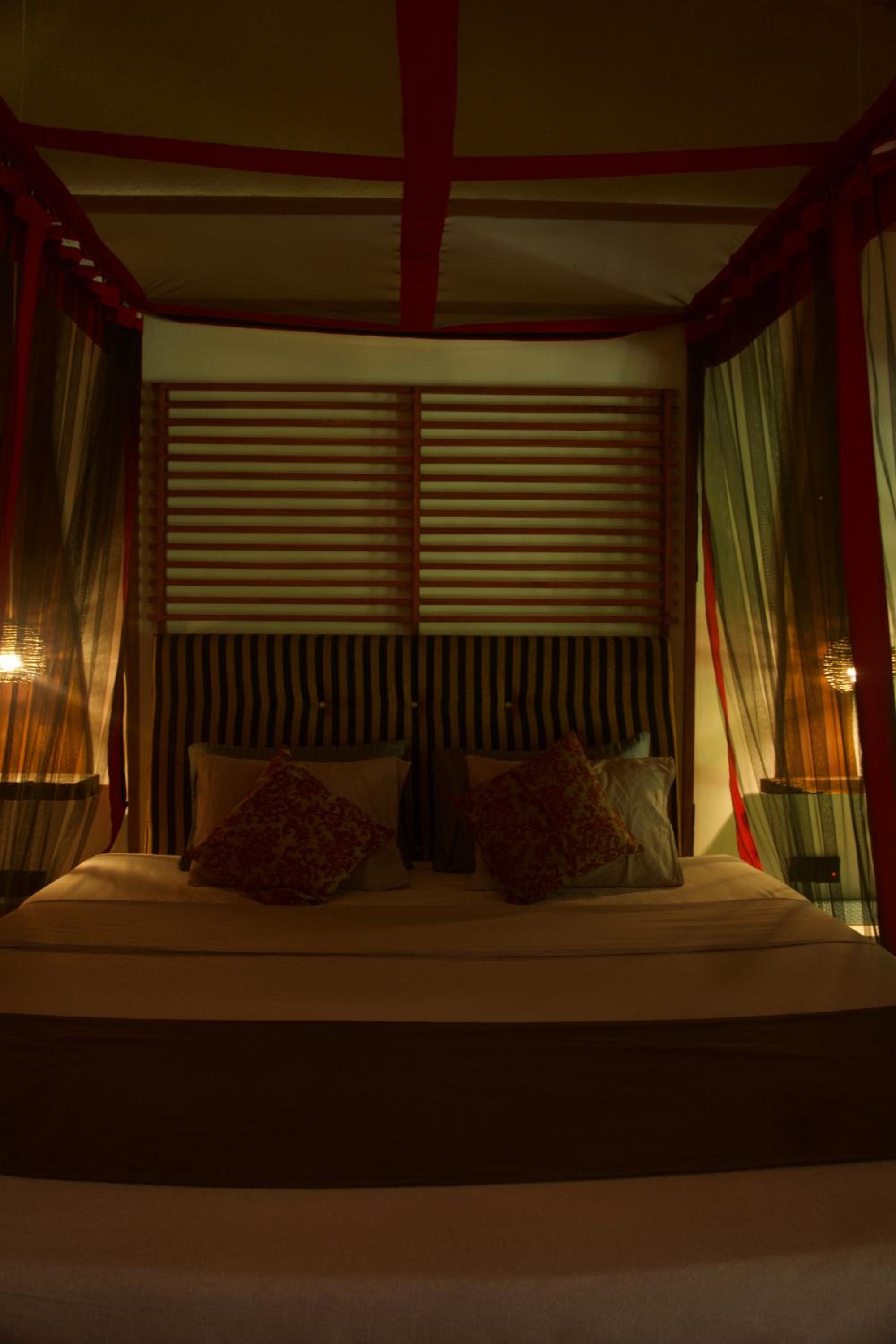 King Room with Balcony photo 3