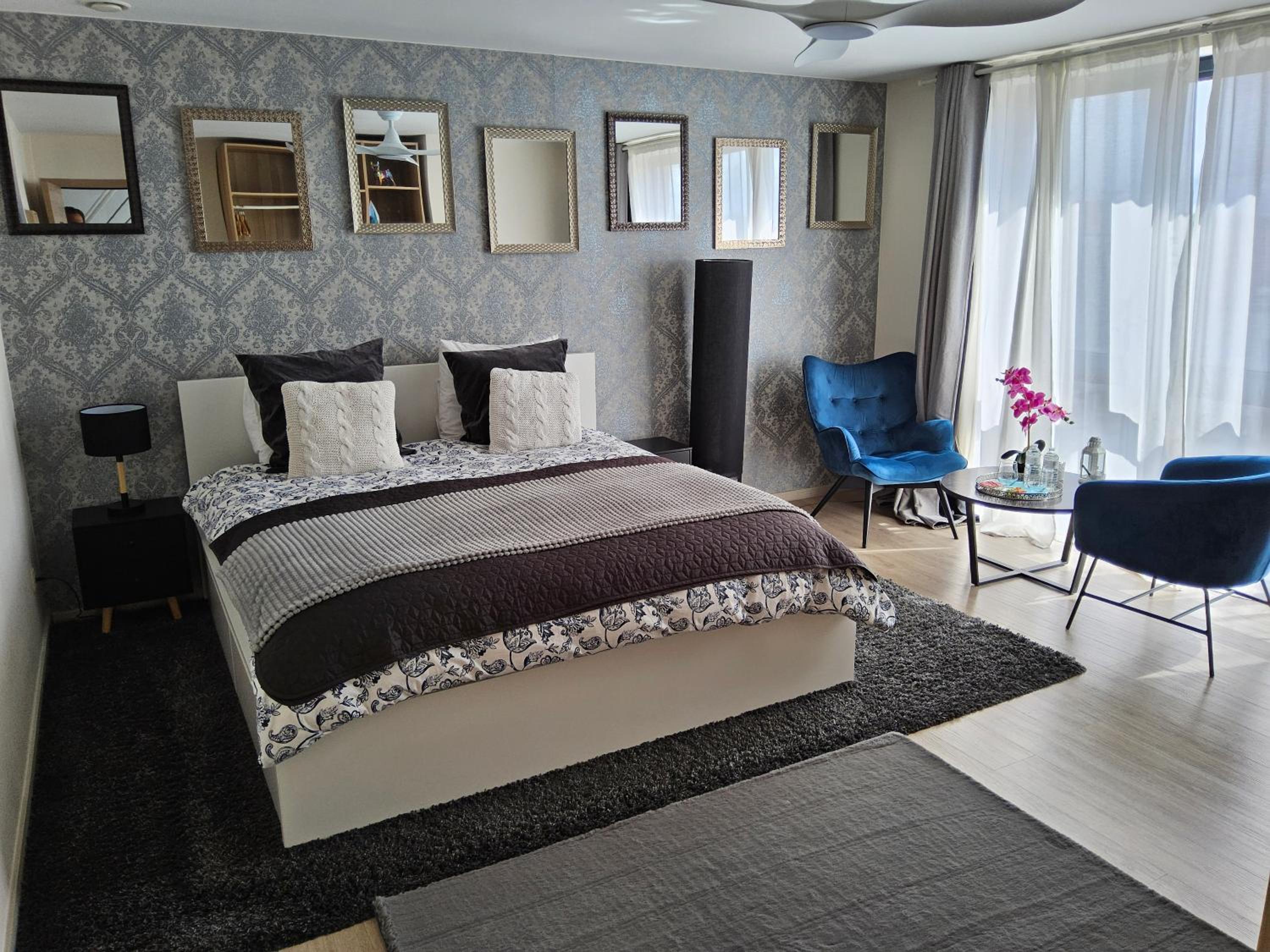 Double Room with Private External Bathroom