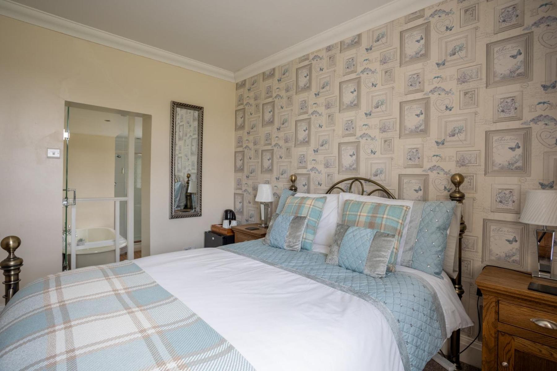 Standard Double Room photo 2