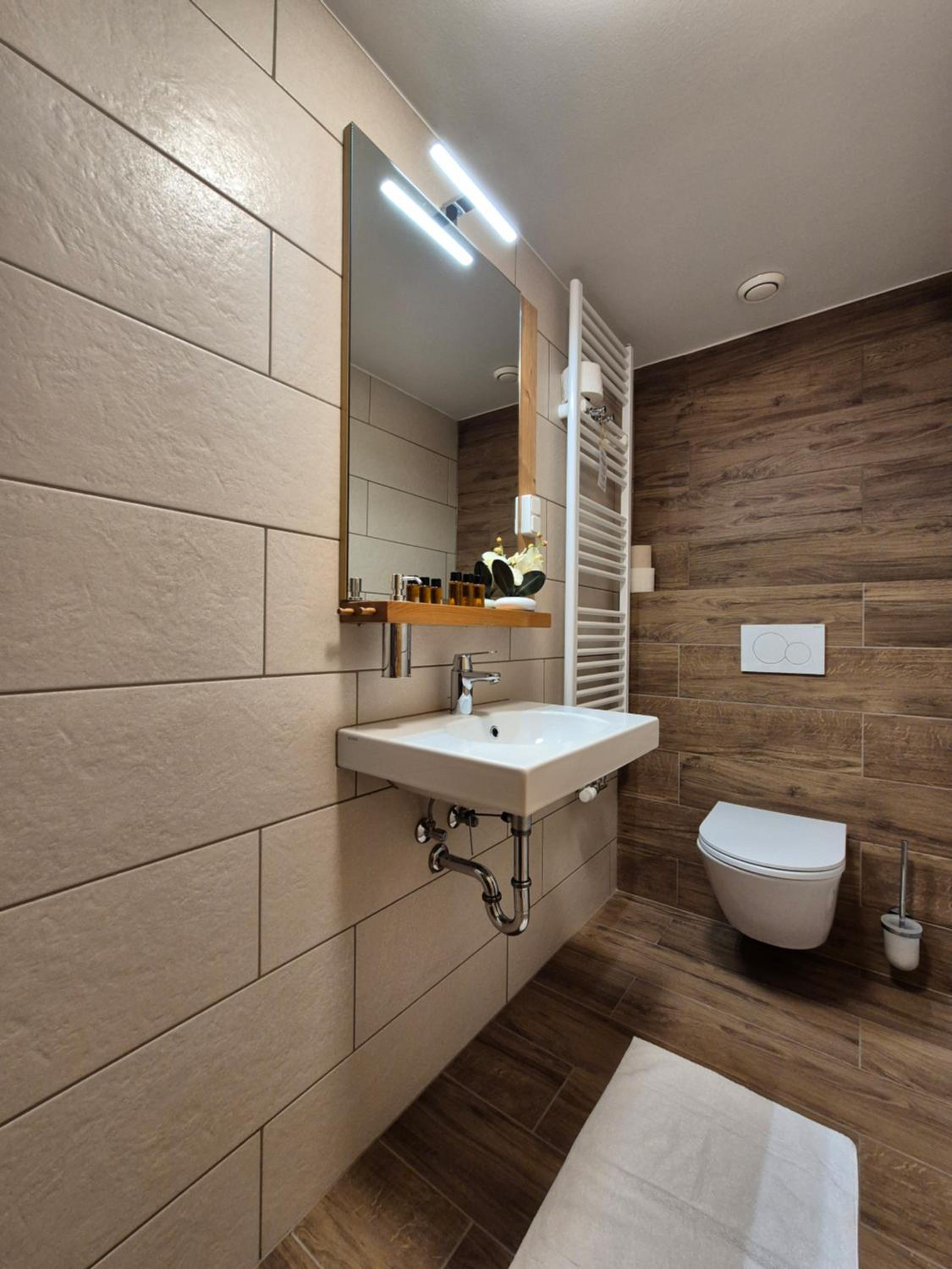 Double Room with Balcony photo 3